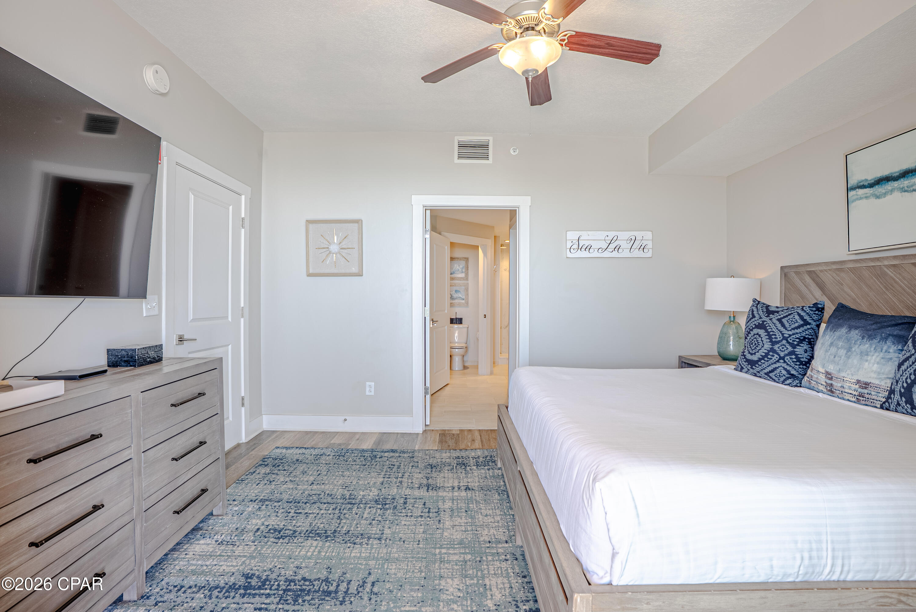 Calypso Towers III - Residential