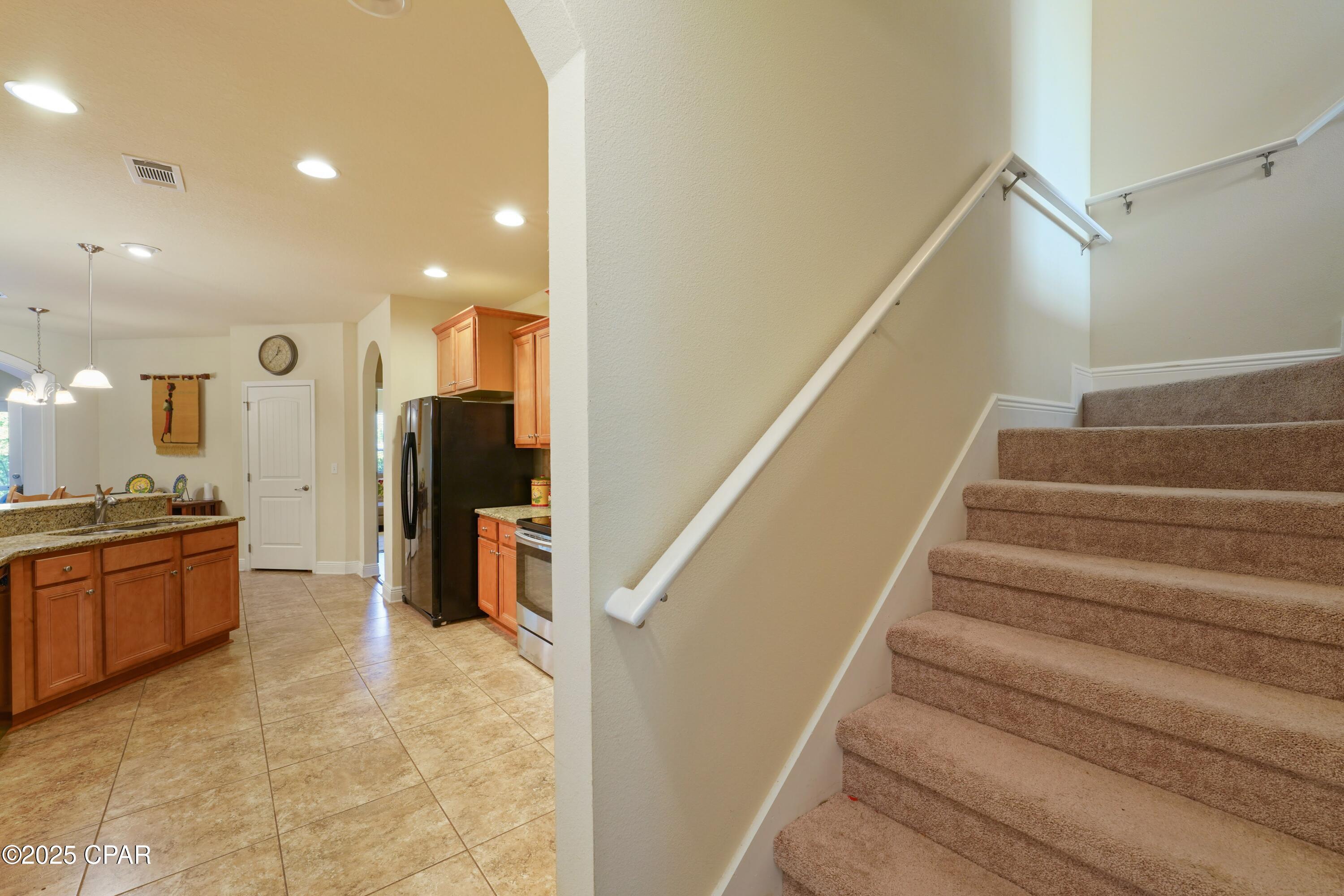 Lake Merial - Residential