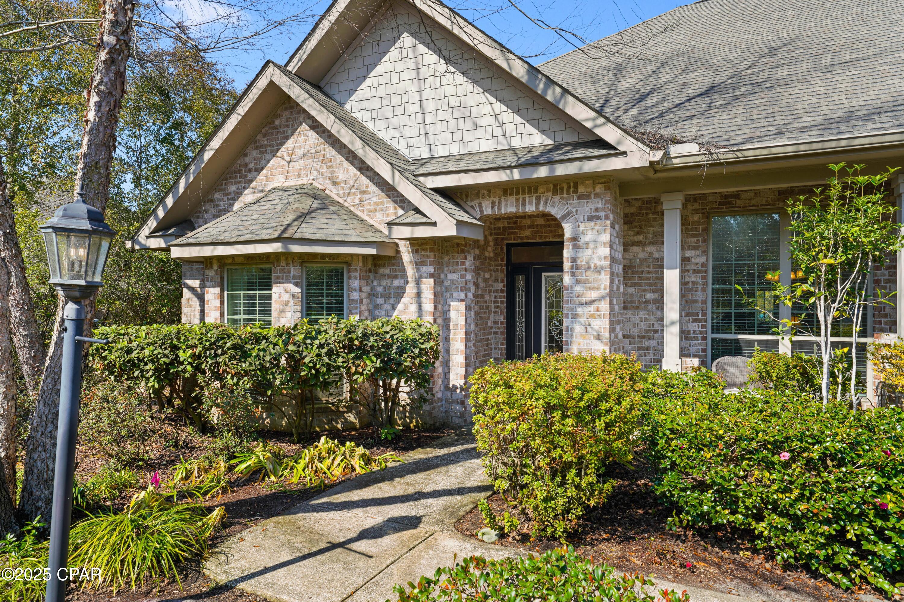 Lake Merial - Residential