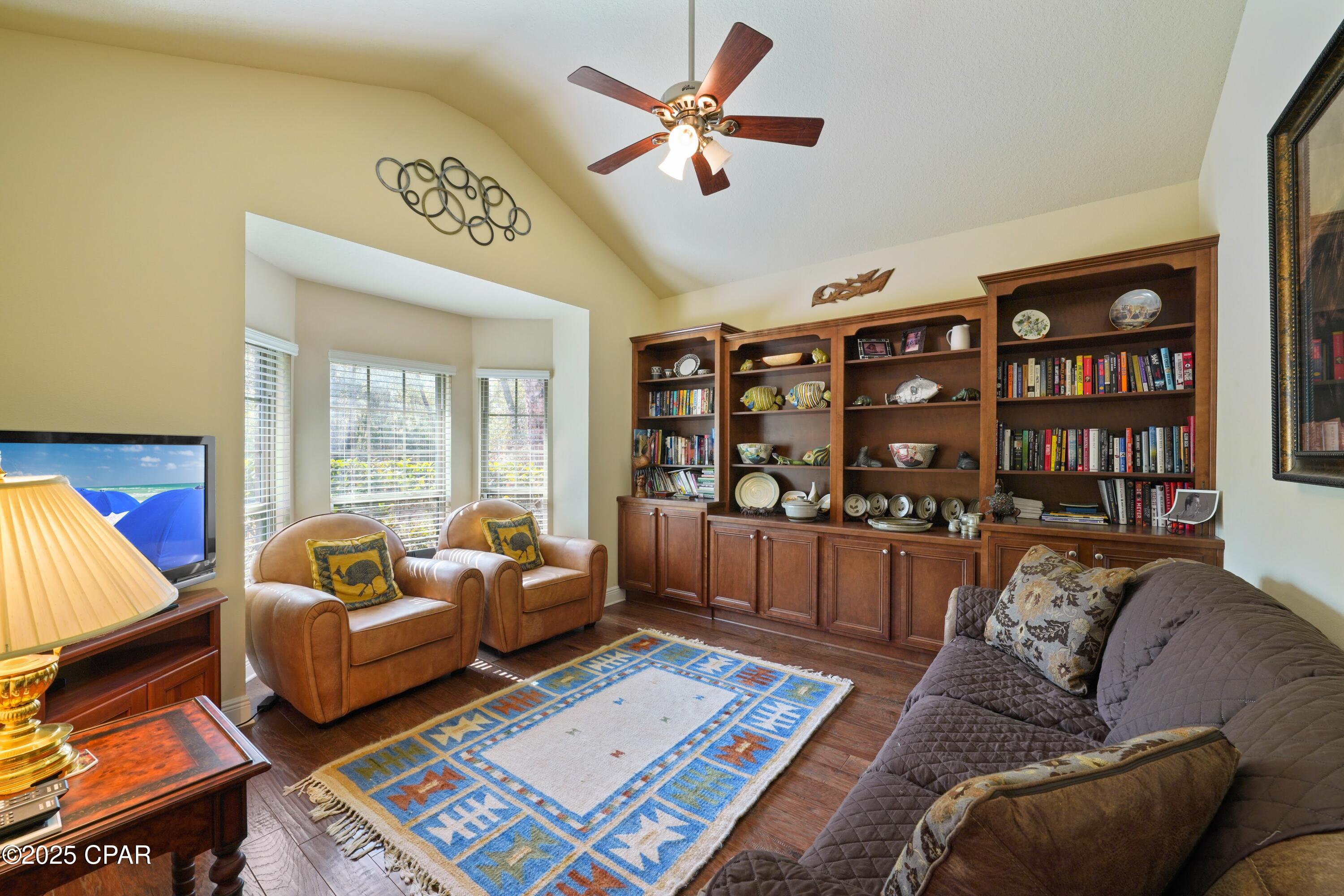 Lake Merial - Residential