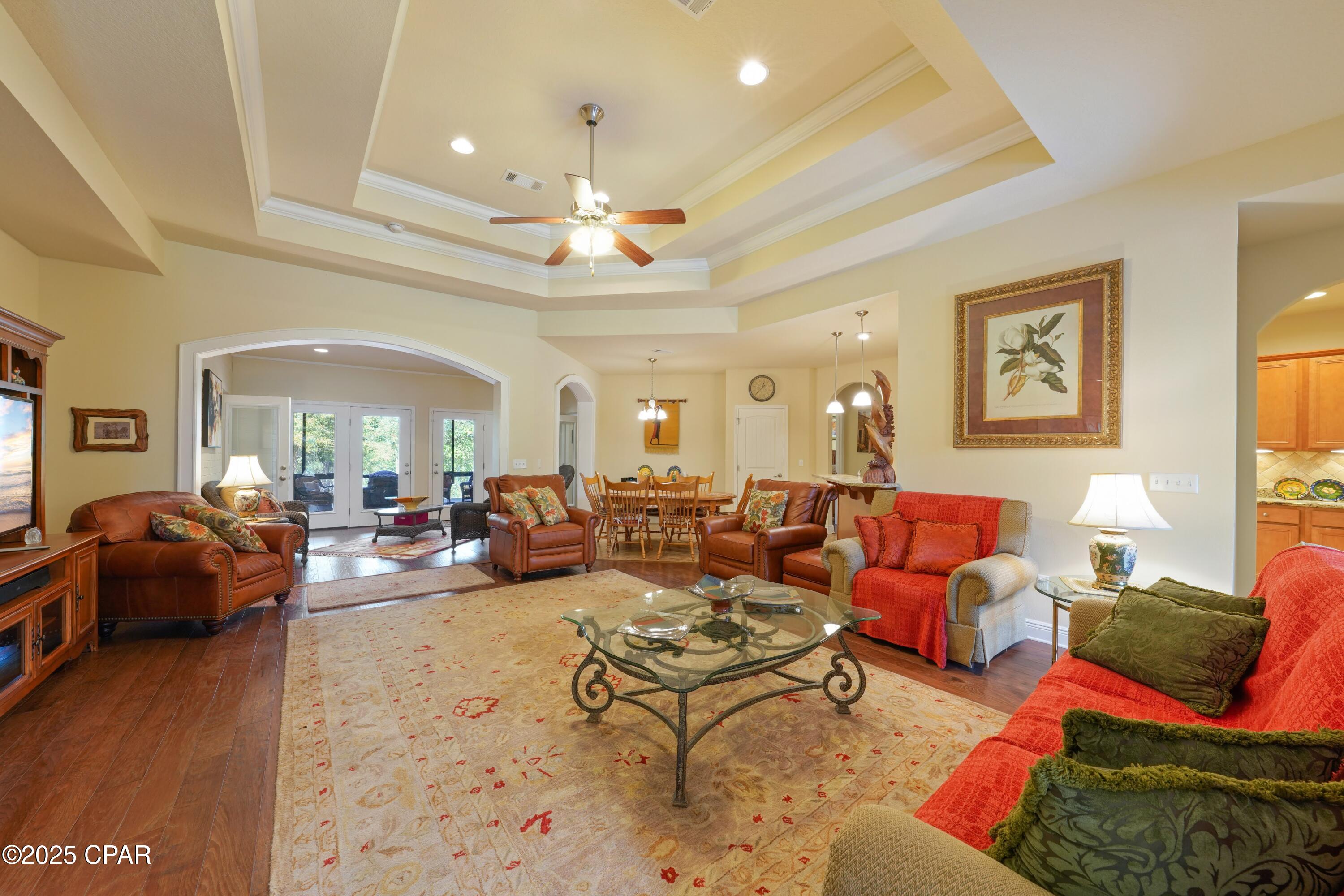 Lake Merial - Residential