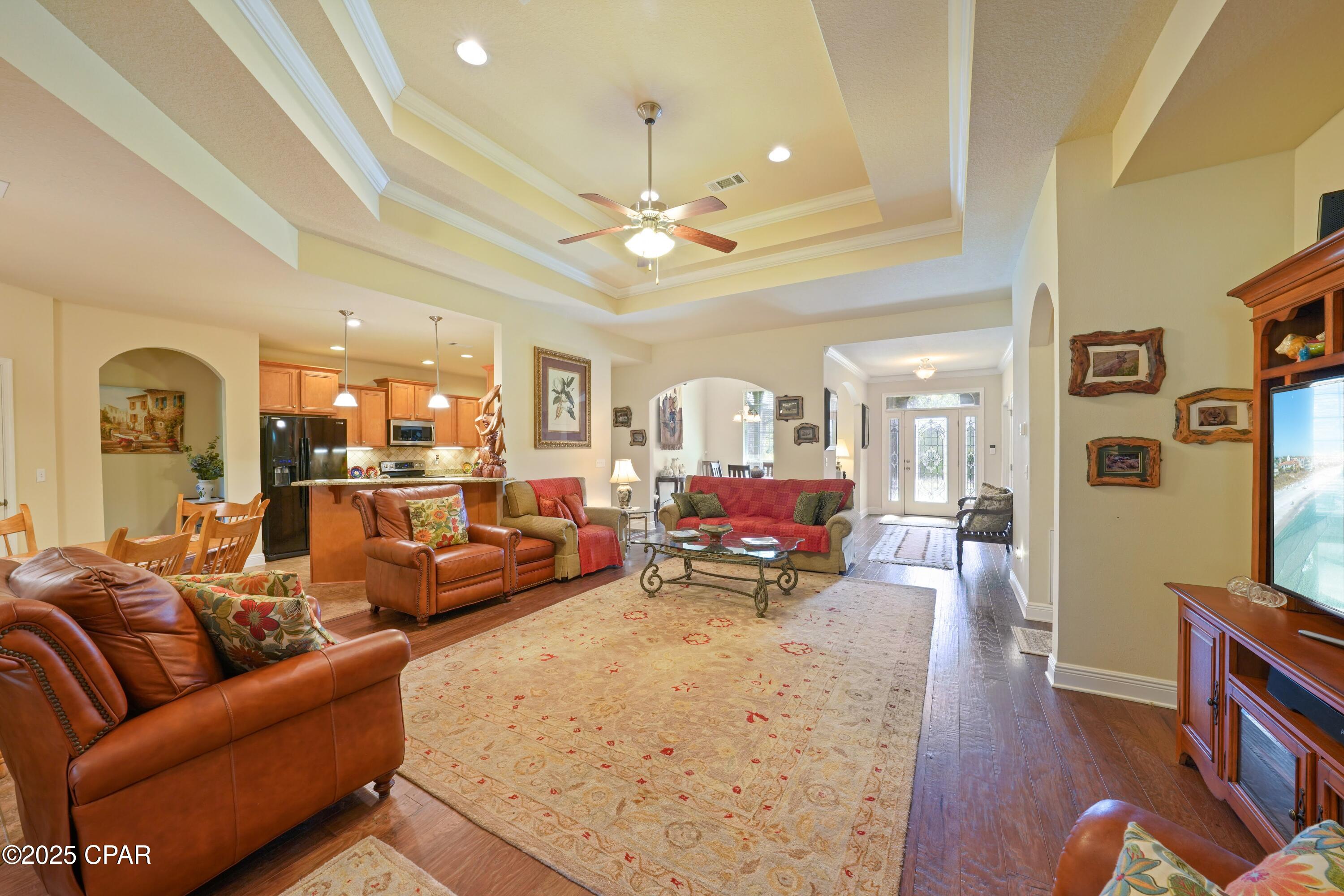 Lake Merial - Residential