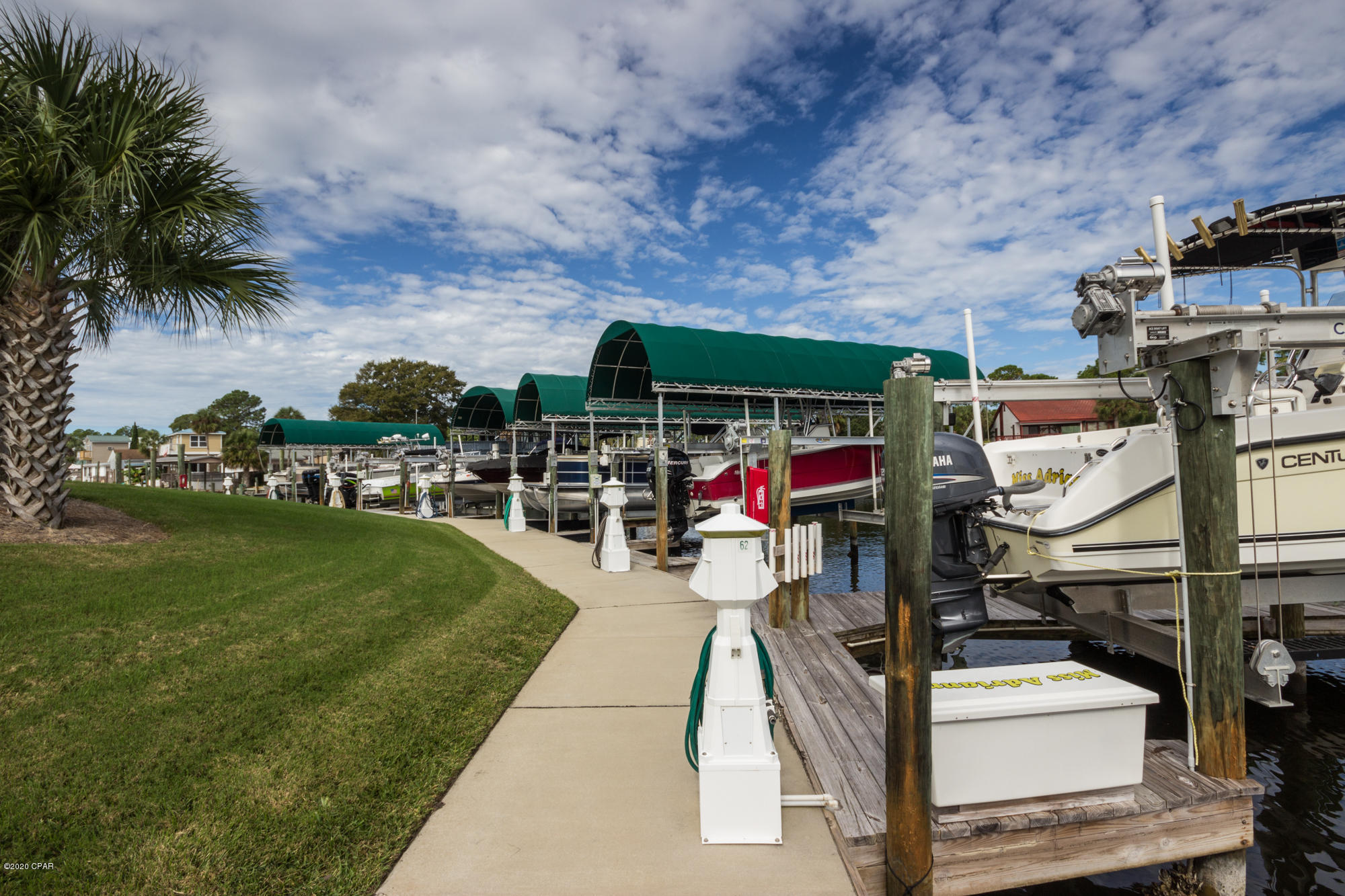 Hibiscus By The Bay - Residential