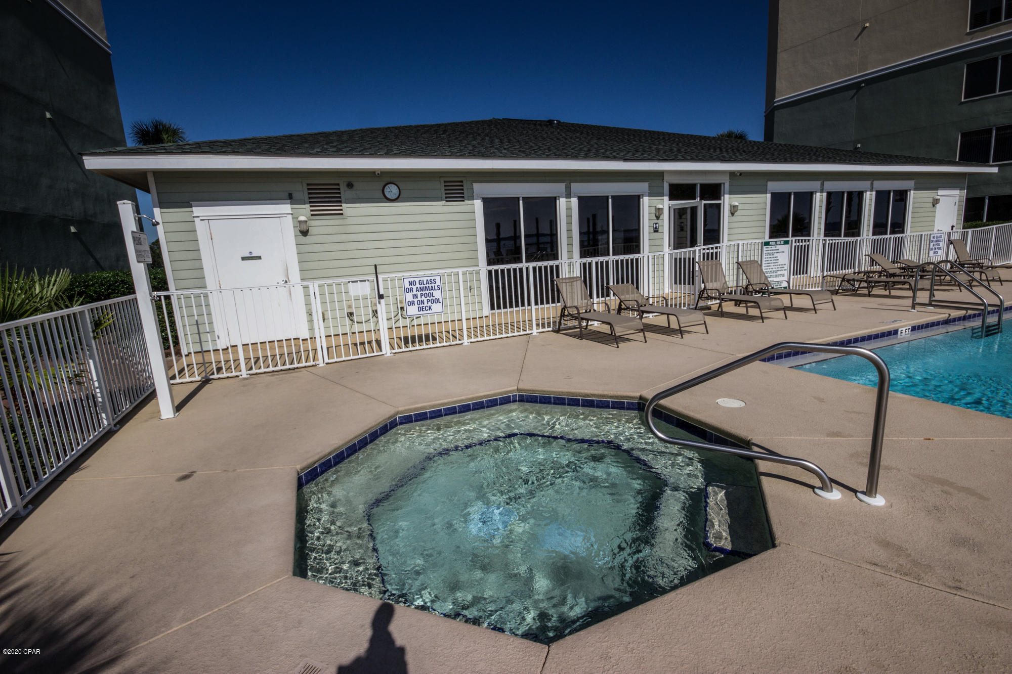 Hibiscus By The Bay - Residential