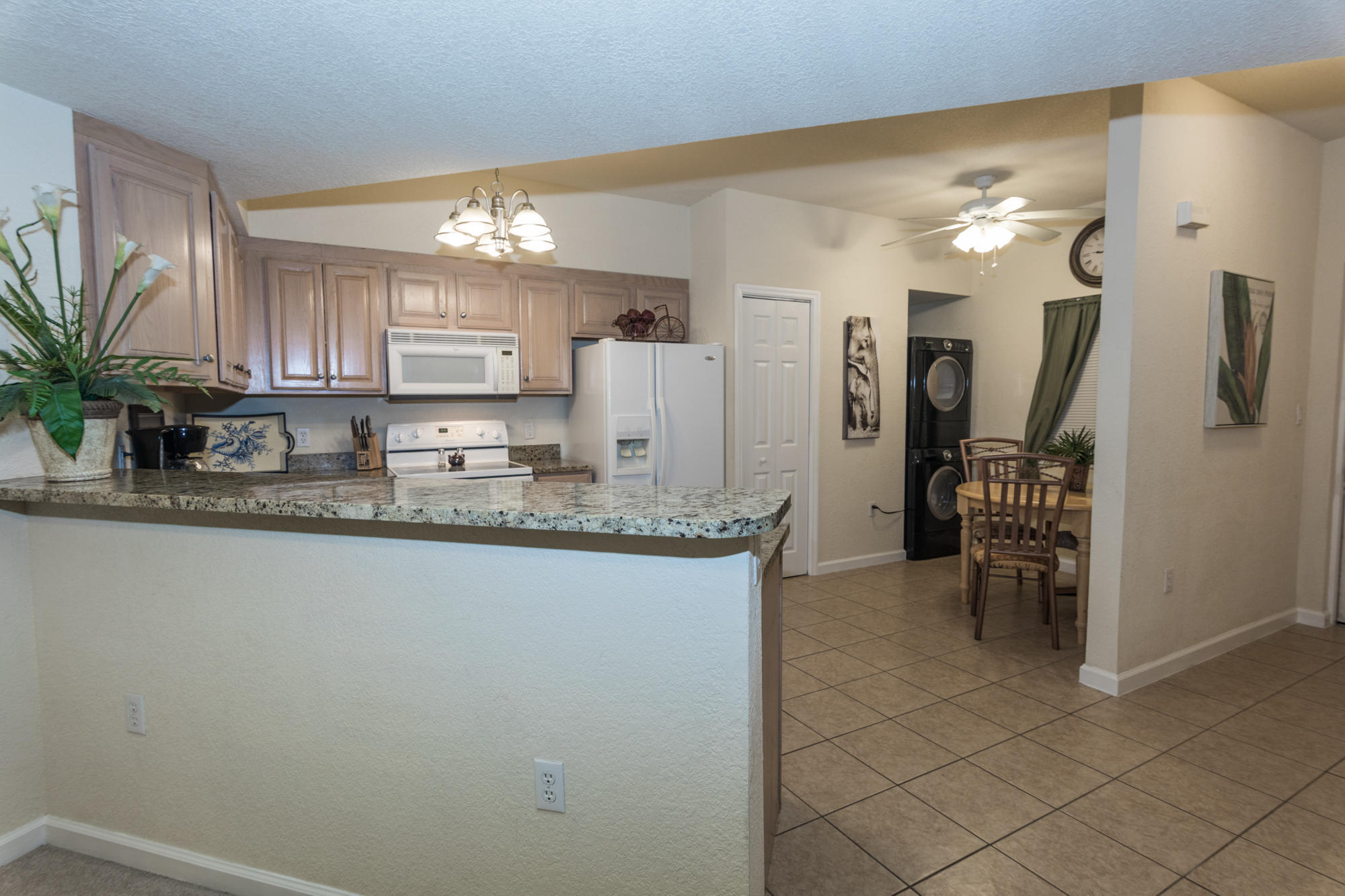 Hibiscus By The Bay - Residential