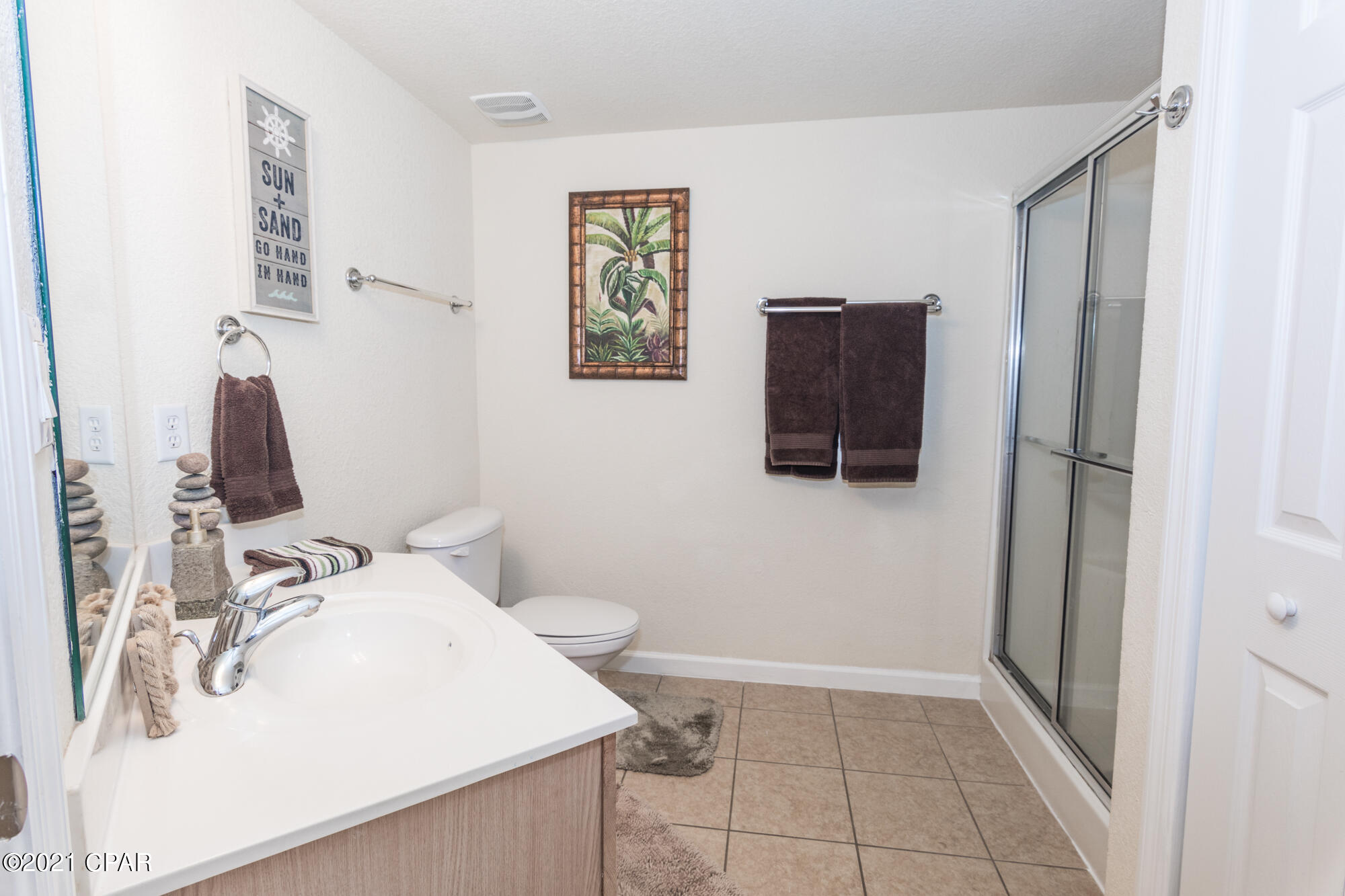 Hibiscus By The Bay - Residential