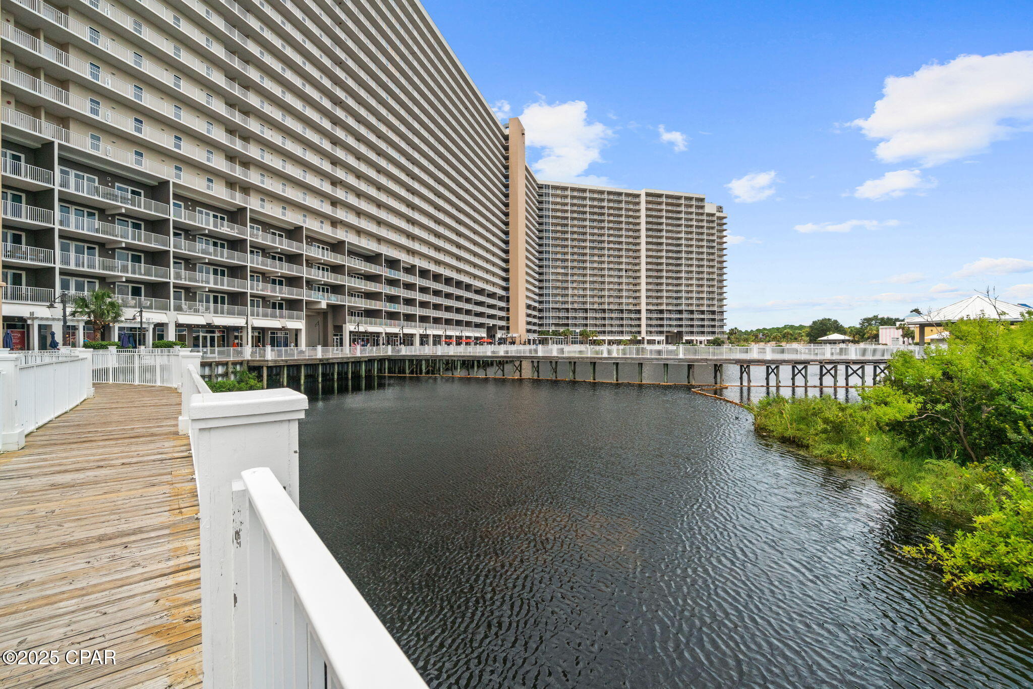 Laketown Wharf - Residential
