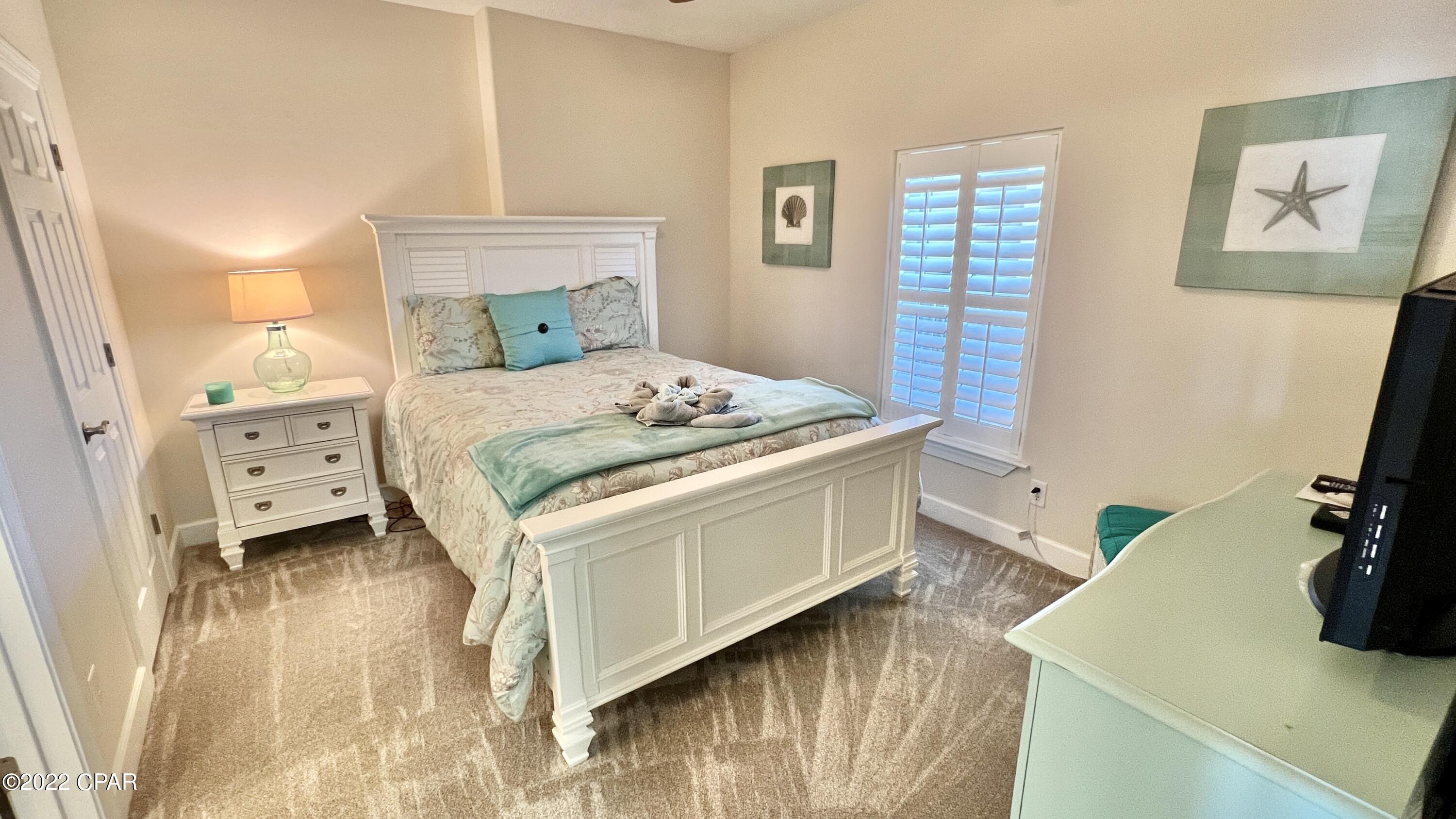 Tropic Winds - Residential