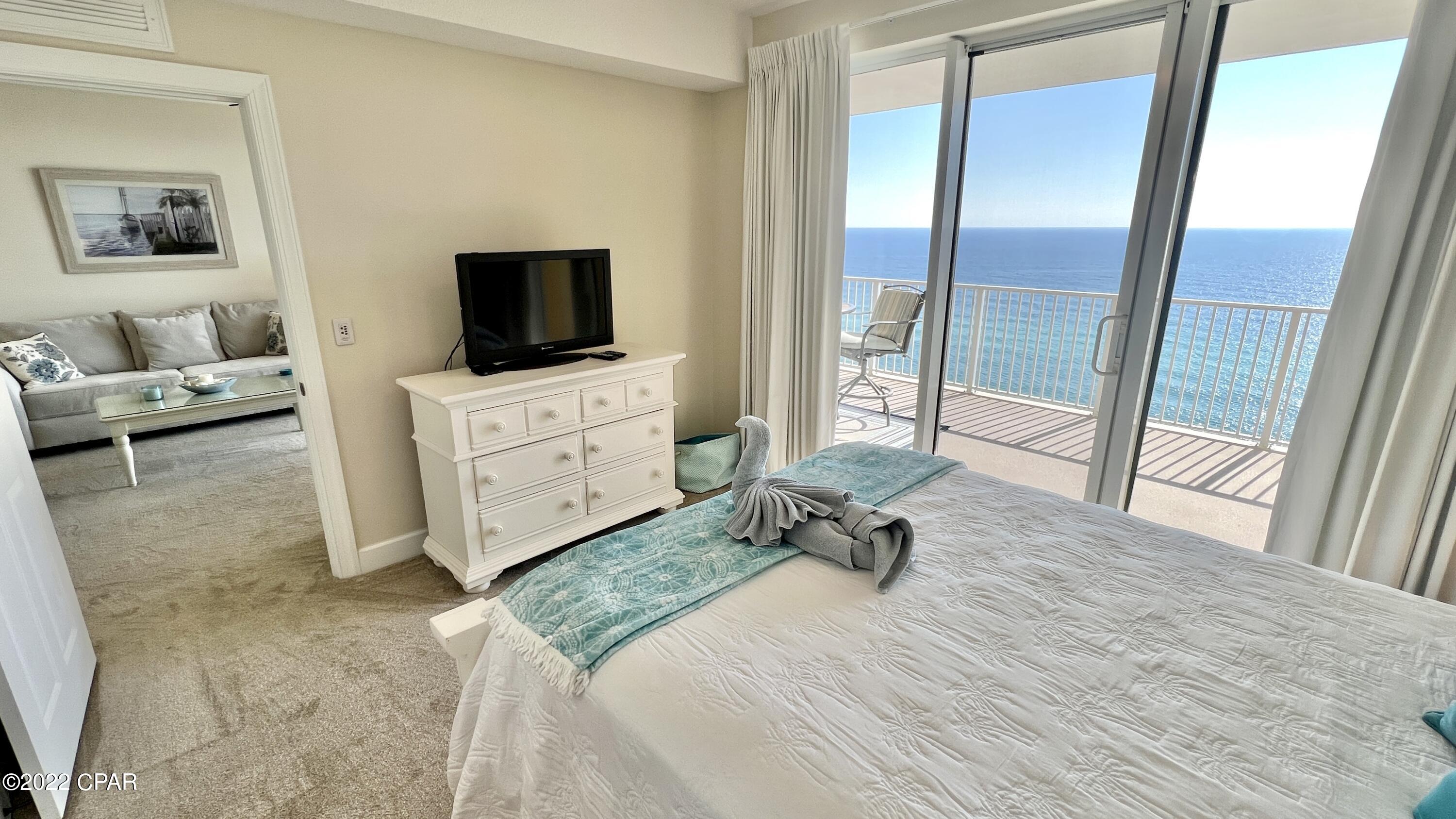 Tropic Winds - Residential