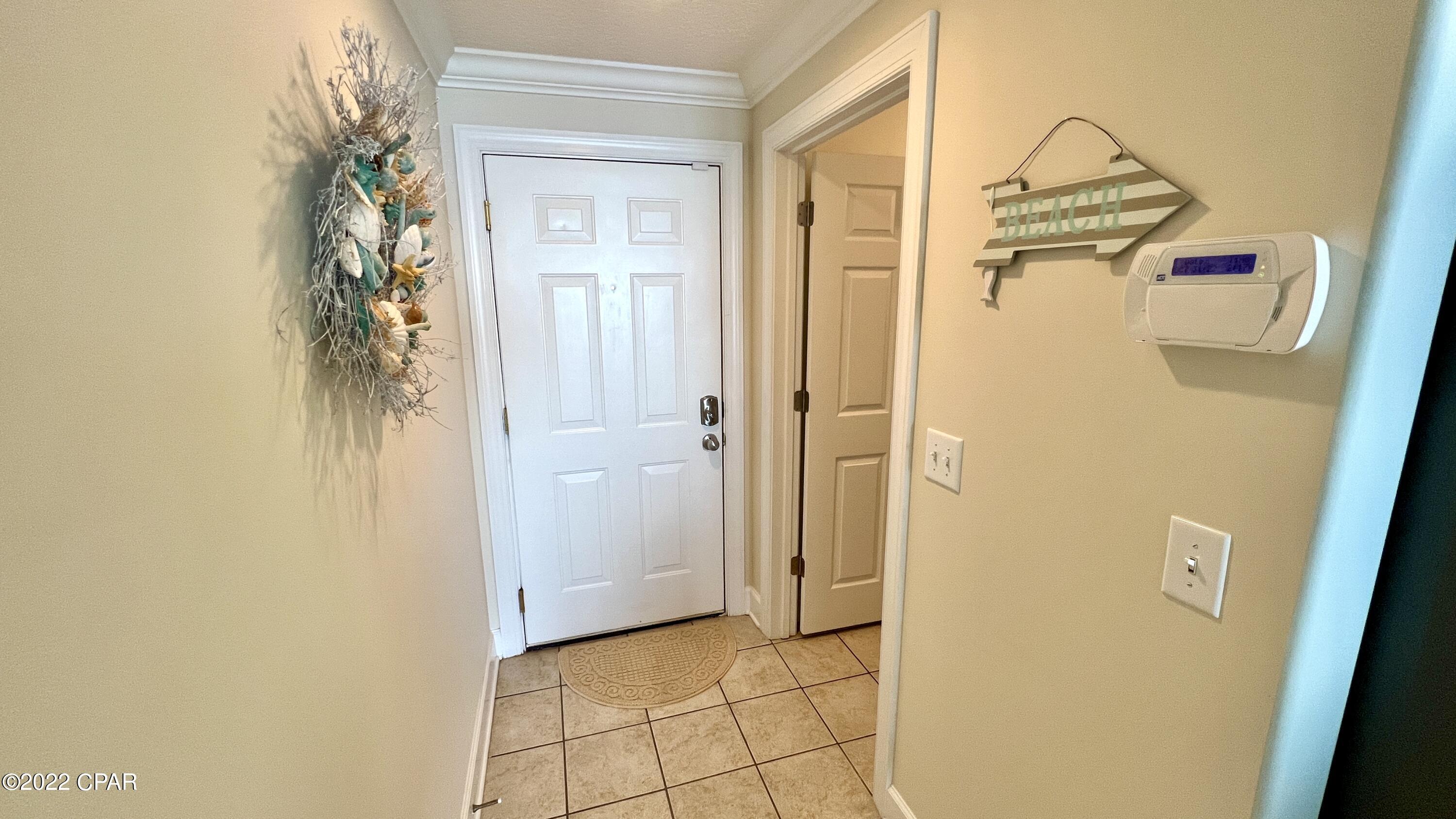 Tropic Winds - Residential