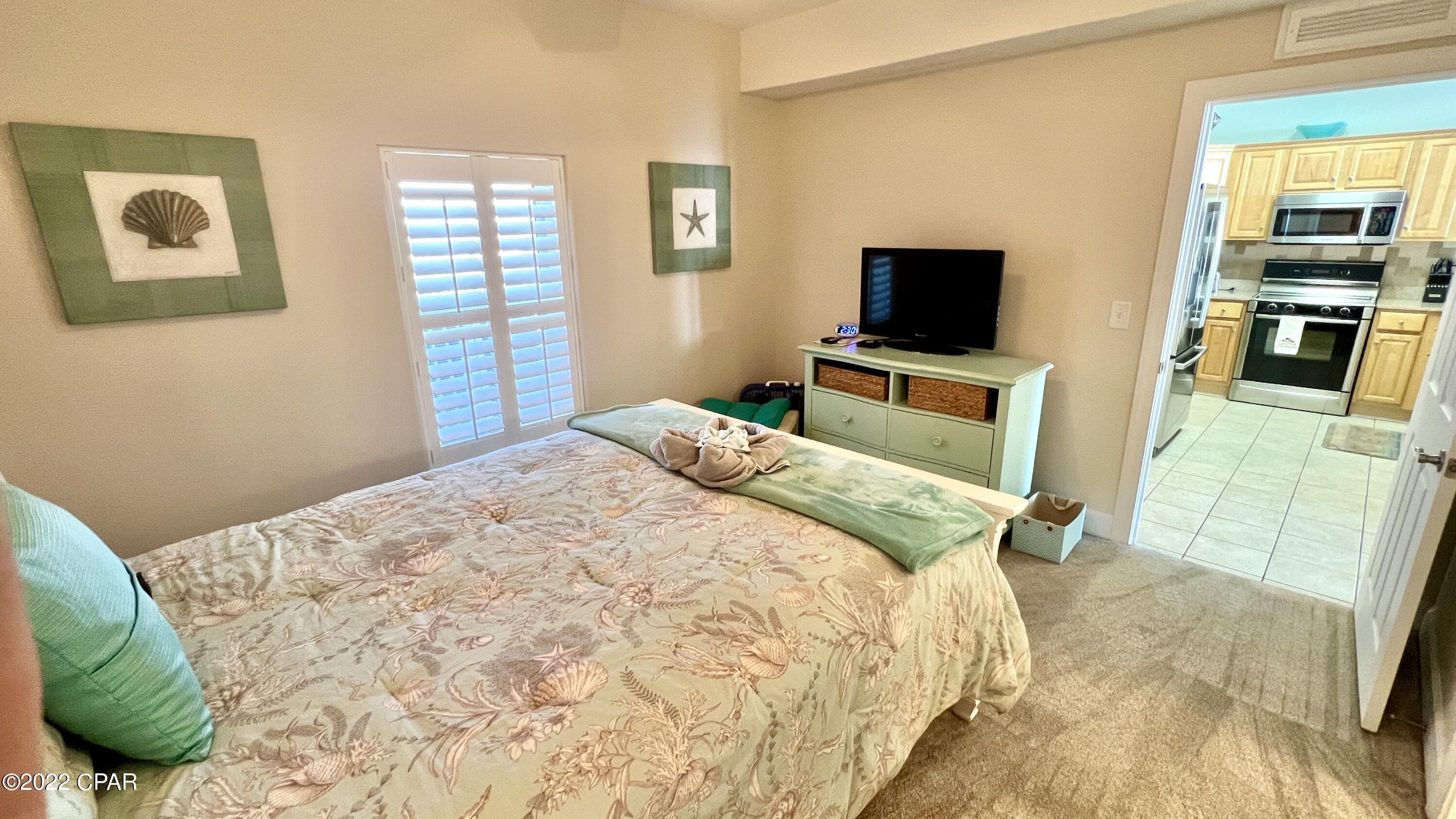 Tropic Winds - Residential