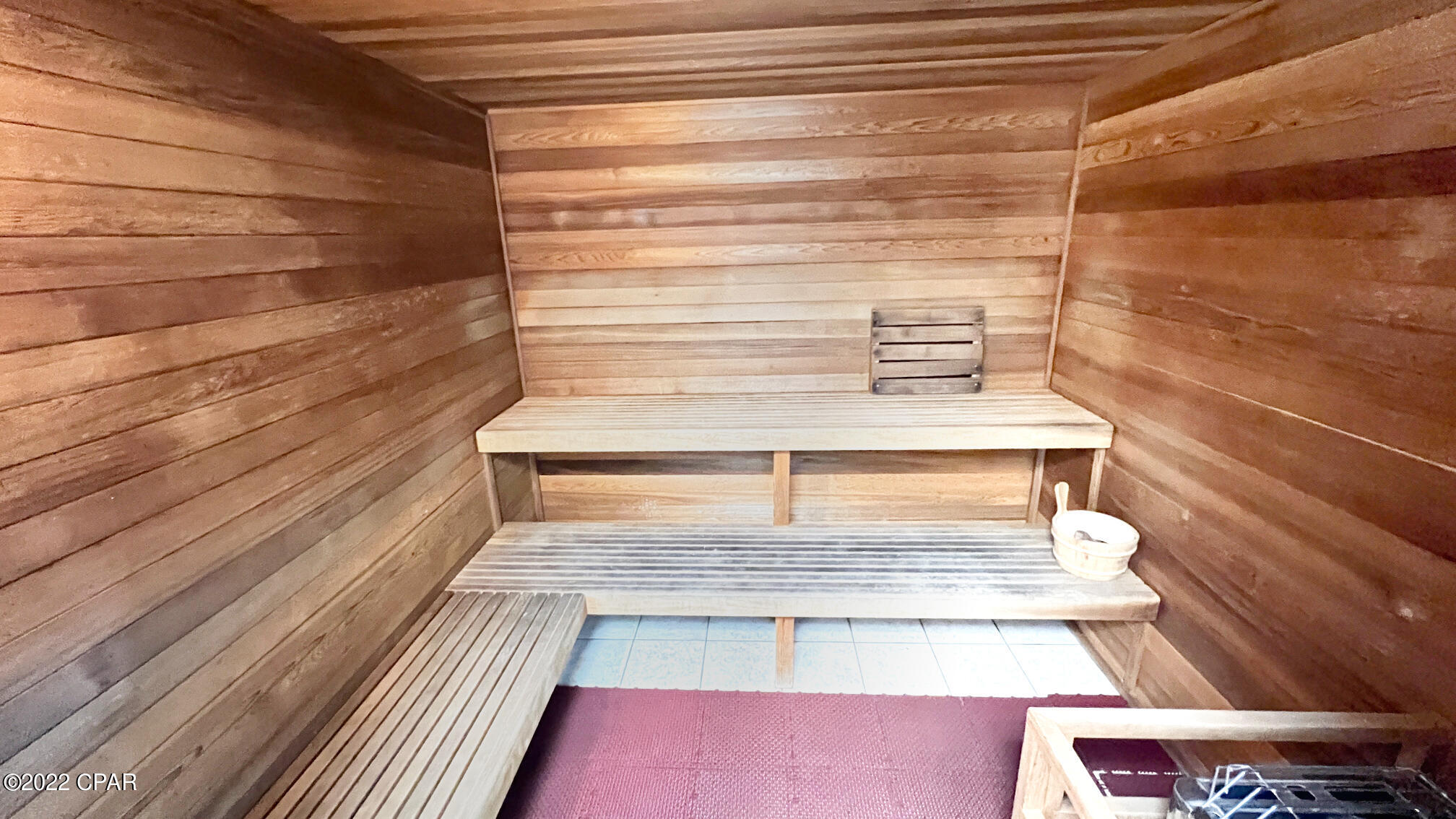 Tropic Winds - Residential