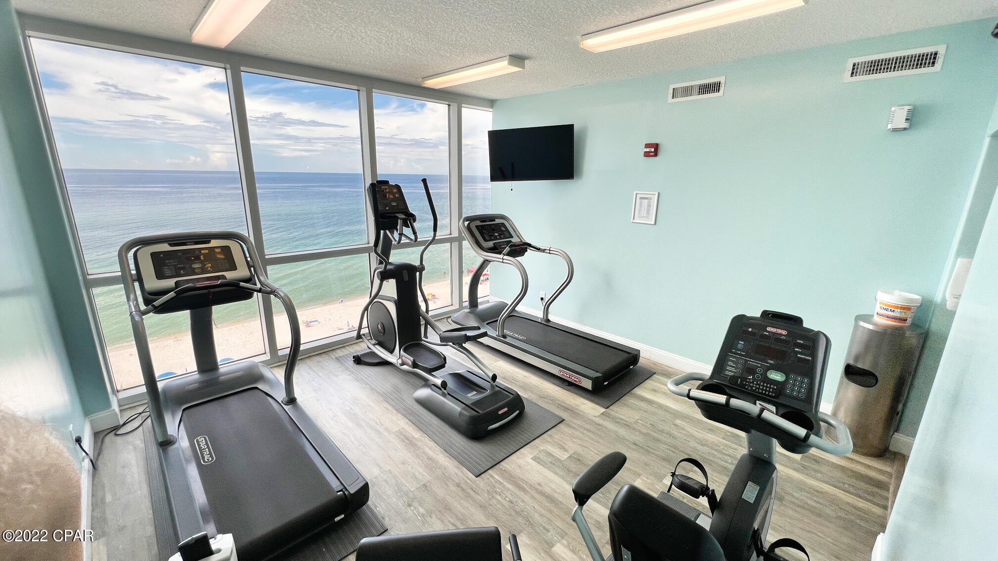 Tropic Winds - Residential