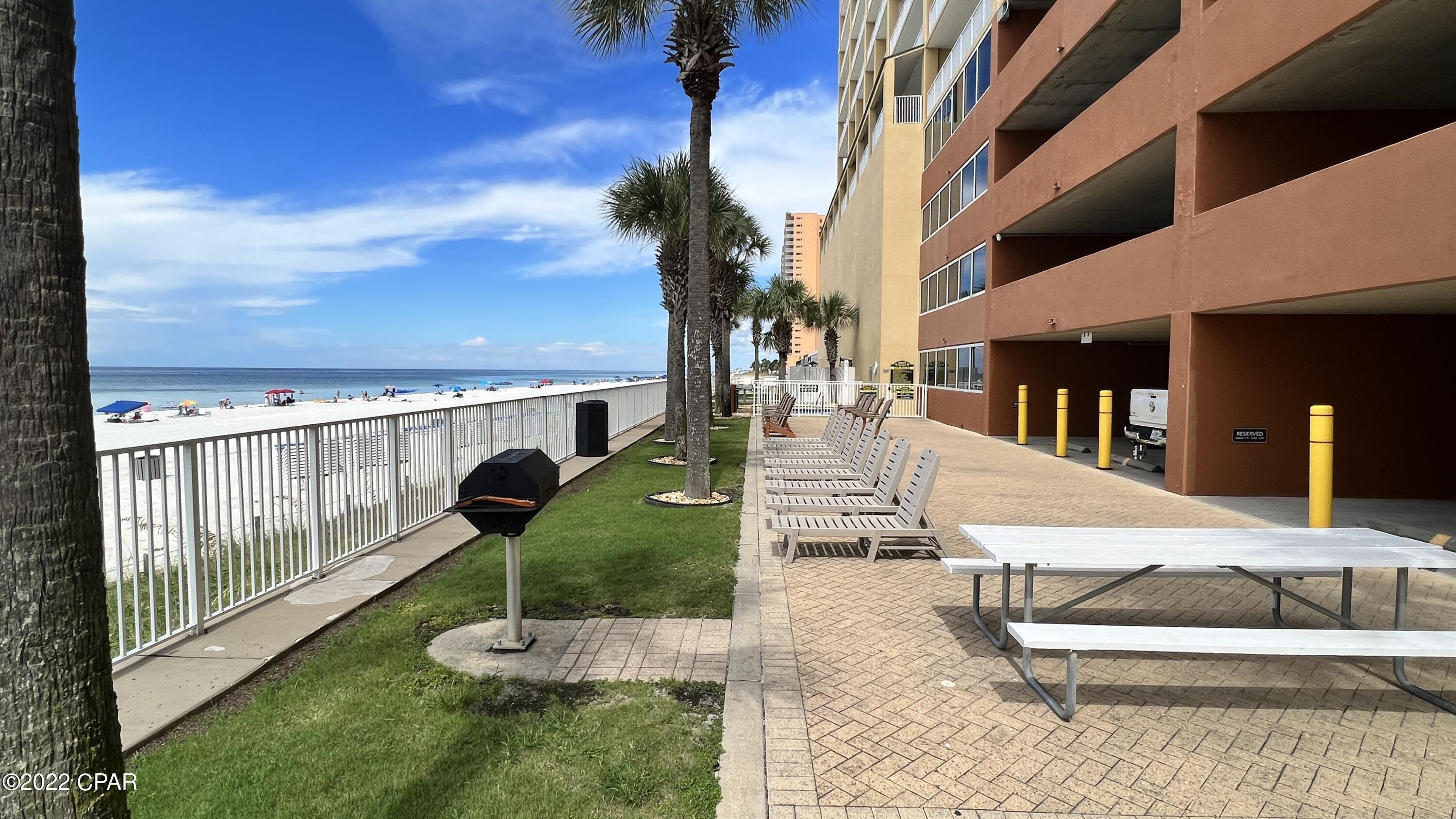 Tropic Winds - Residential