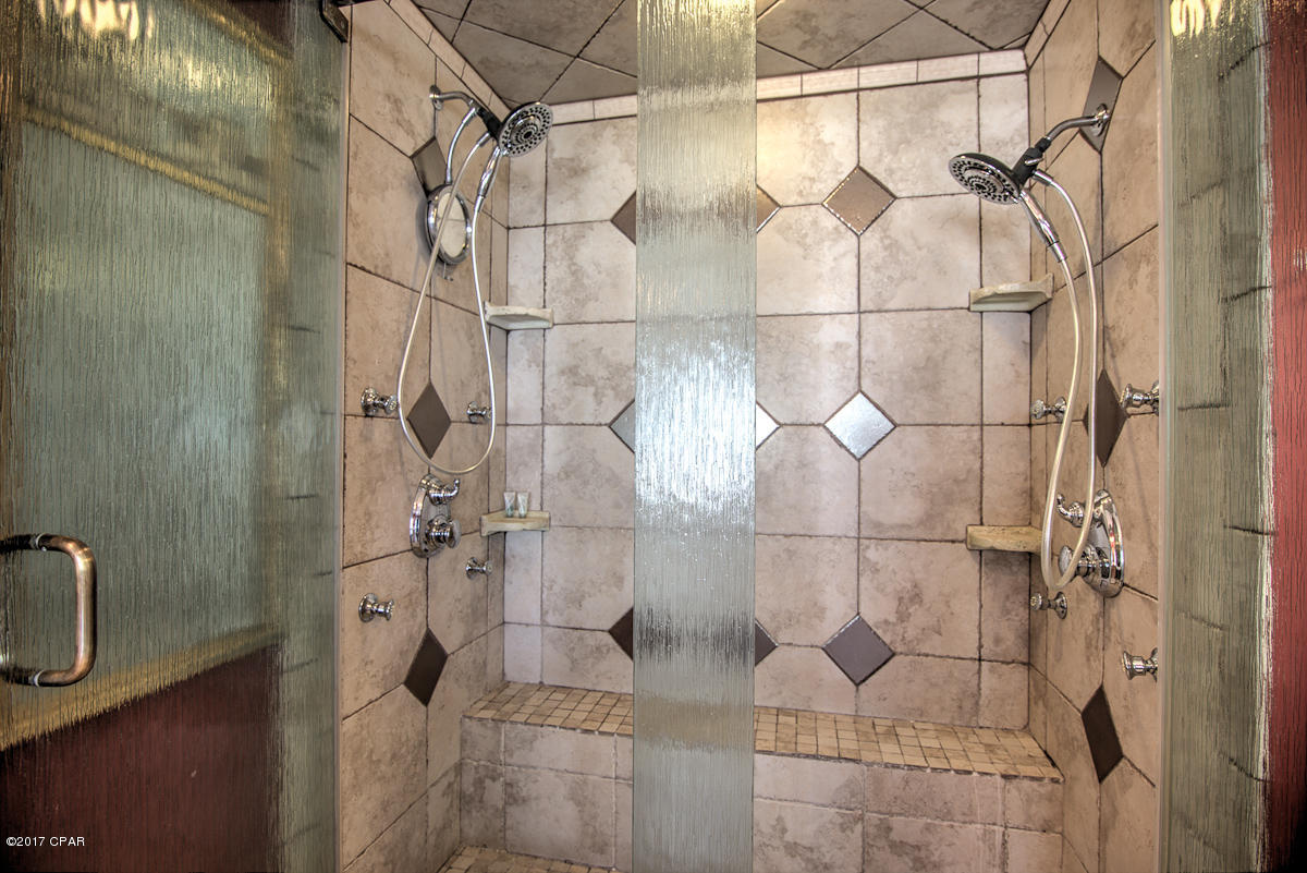 Woodlawn Unit 4 - Residential