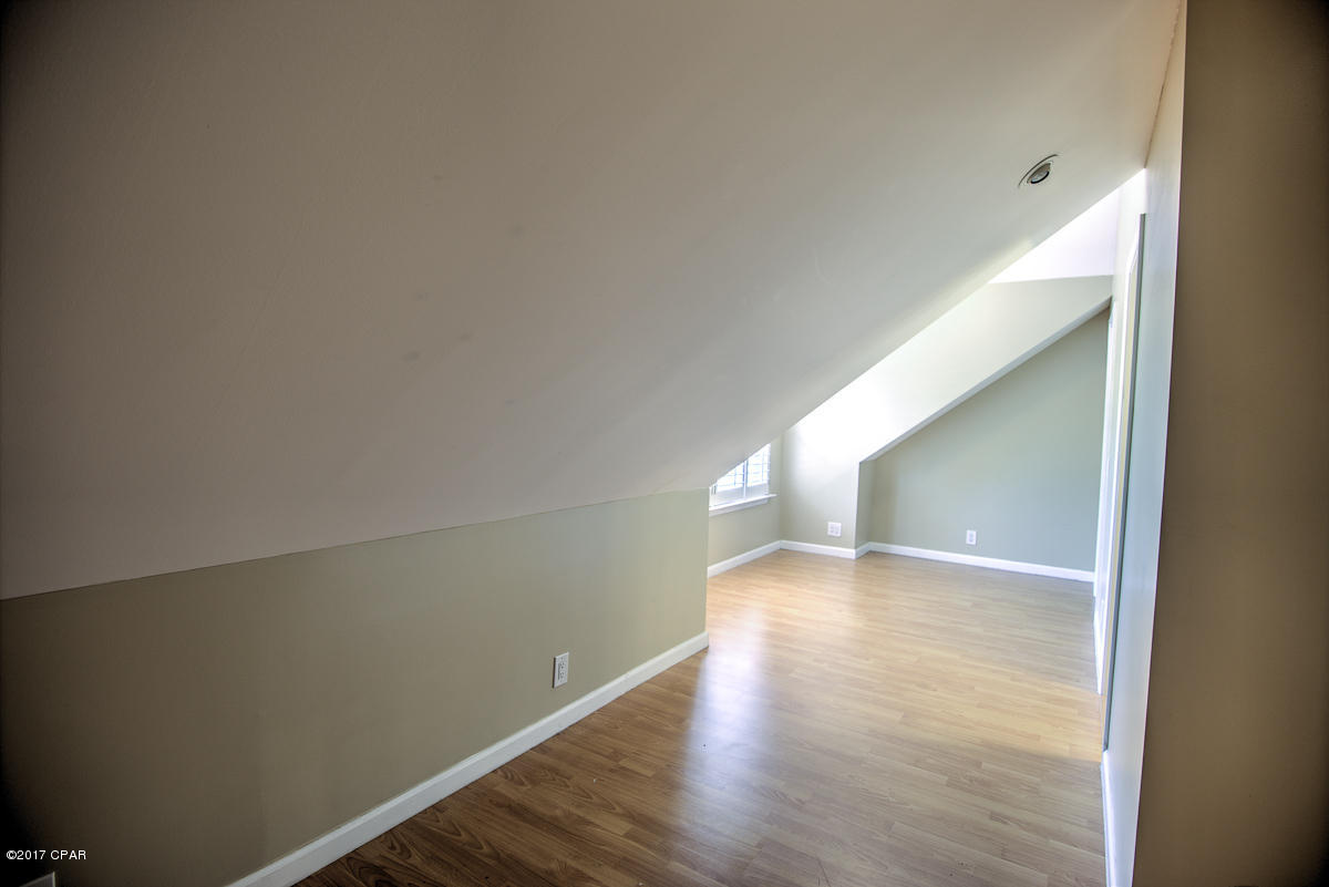 Woodlawn Unit 4 - Residential