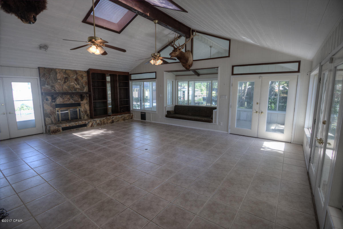 Woodlawn Unit 4 - Residential