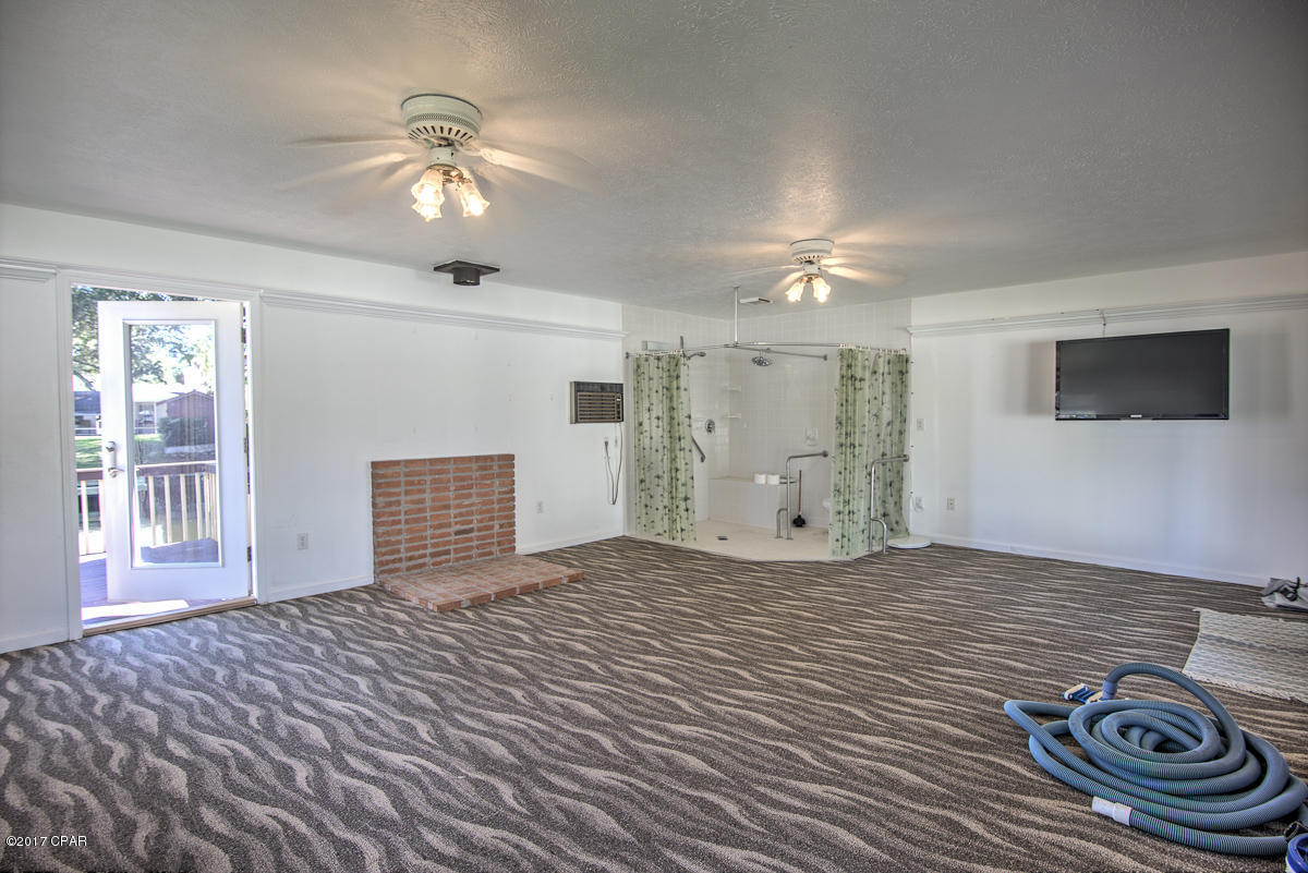 Woodlawn Unit 4 - Residential