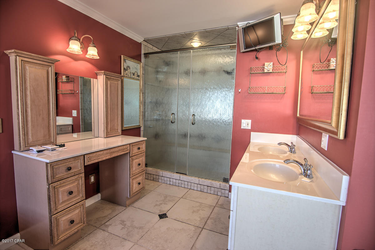 Woodlawn Unit 4 - Residential