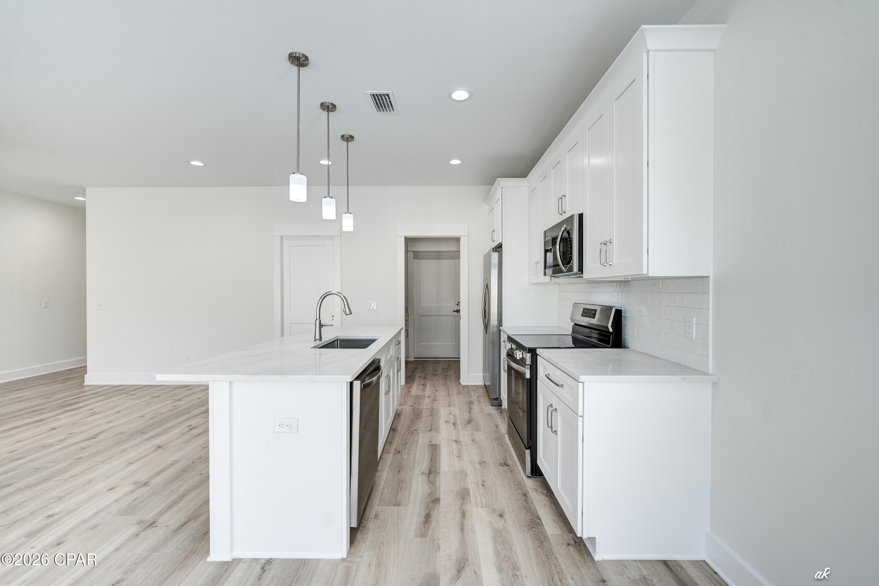 Riviera Beach 1st Add - Residential