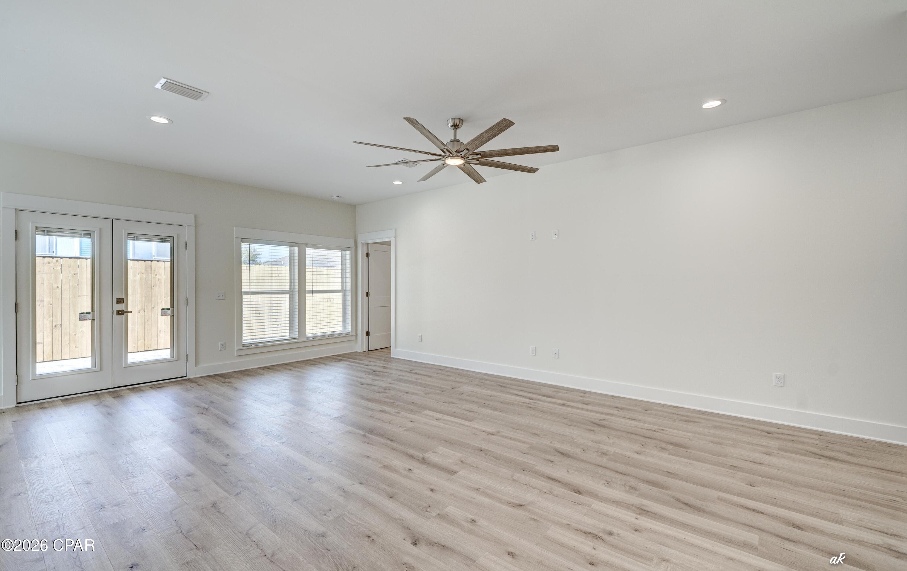 Riviera Beach 1st Add - Residential