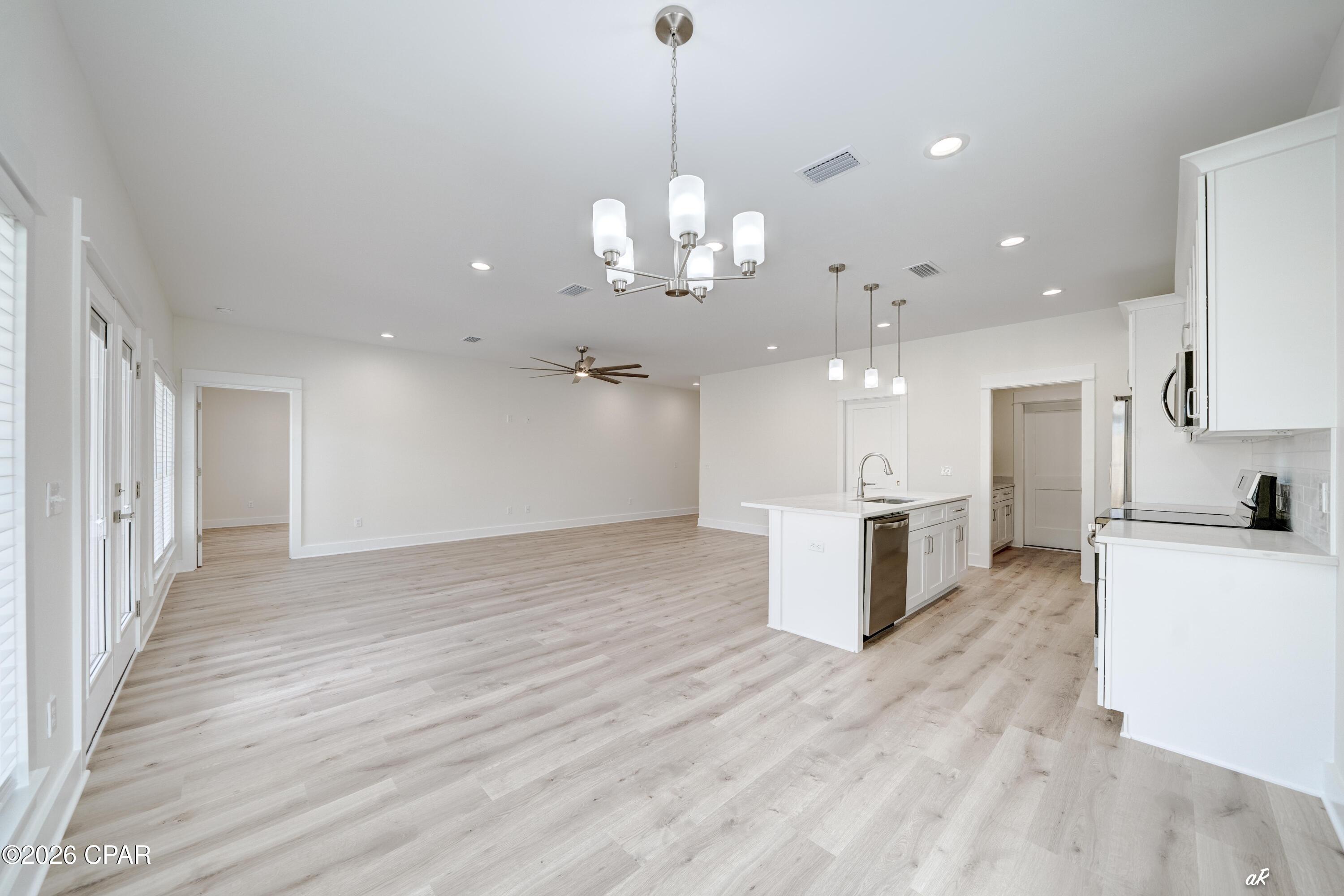 Riviera Beach 1st Add - Residential