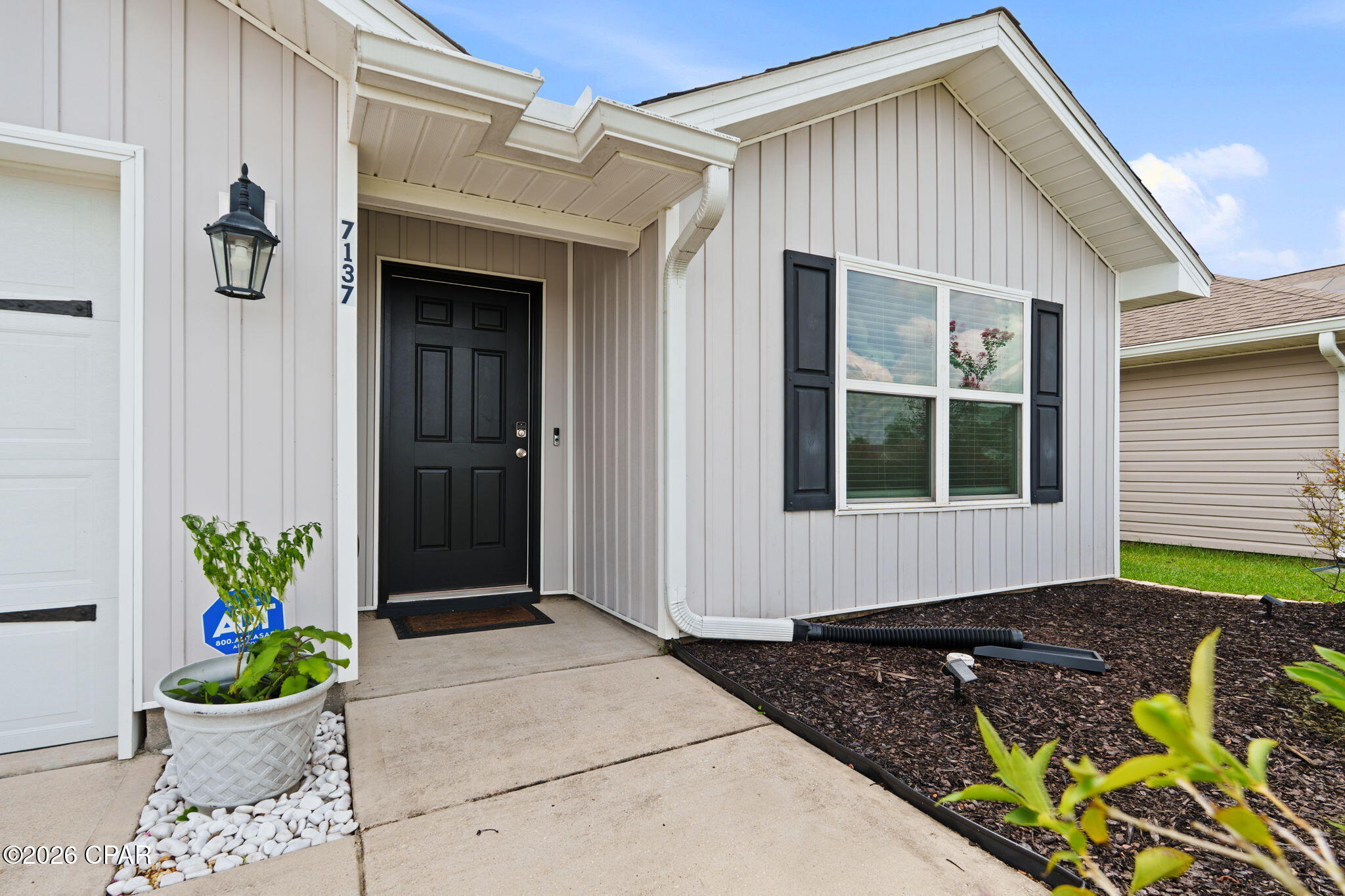 7137 Penn Way
