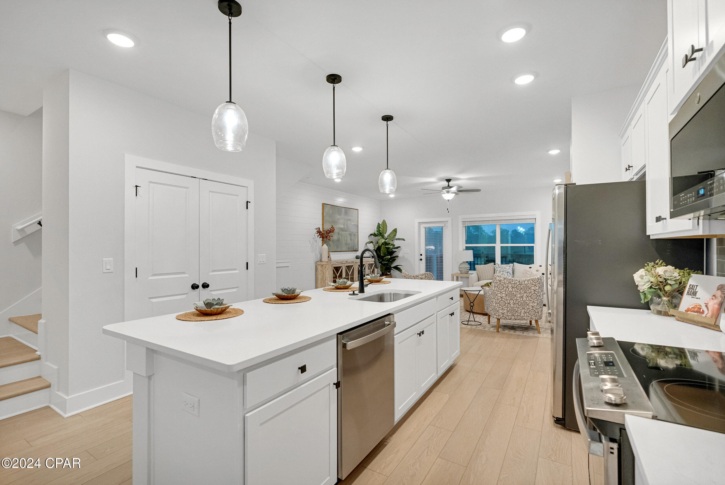 Colonial Landing - Residential