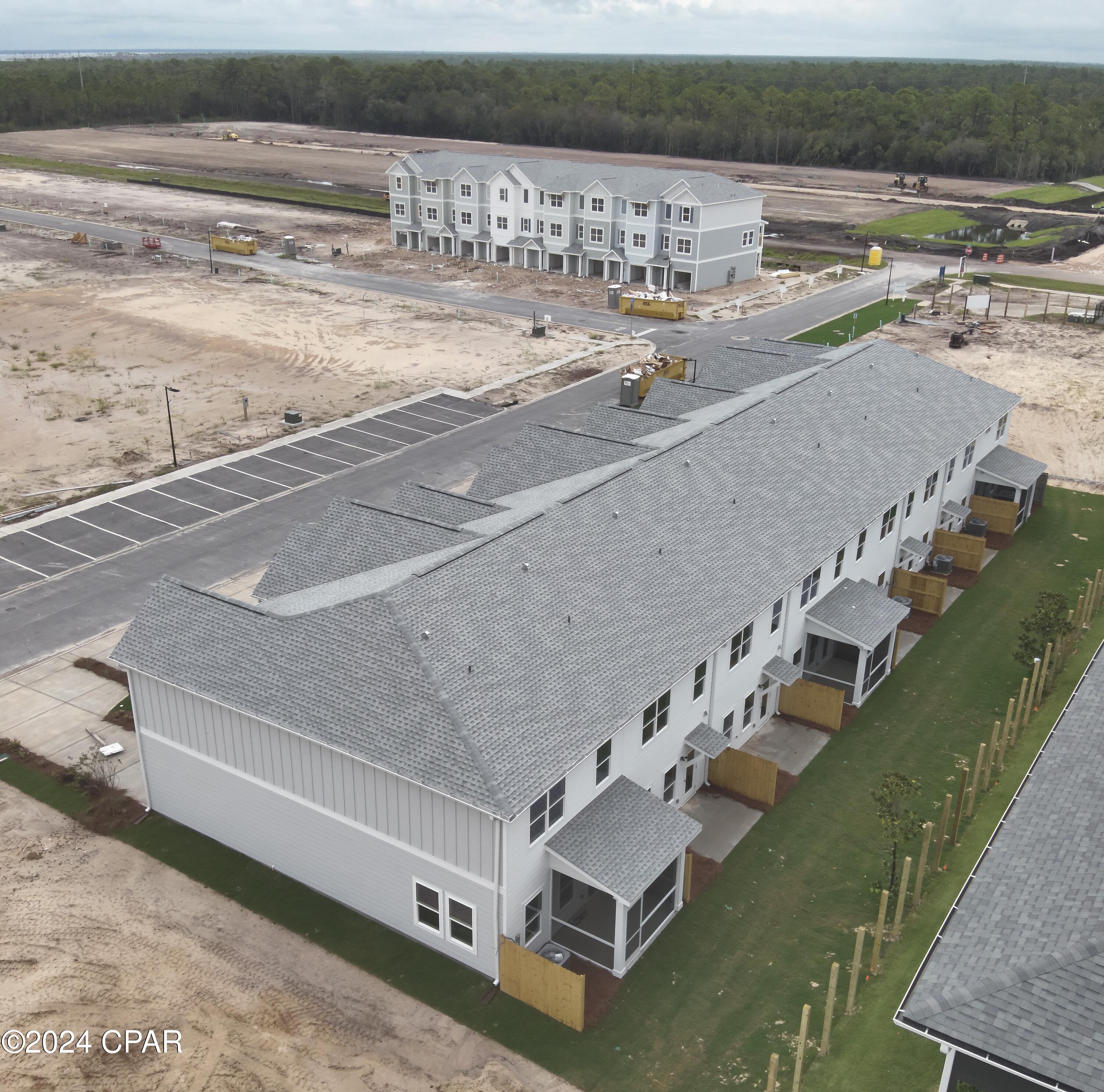 Colonial Landing - Residential