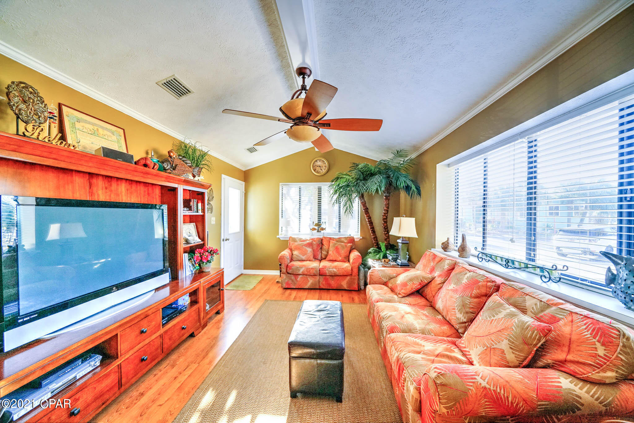 Venture Out Travel Trail - Residential