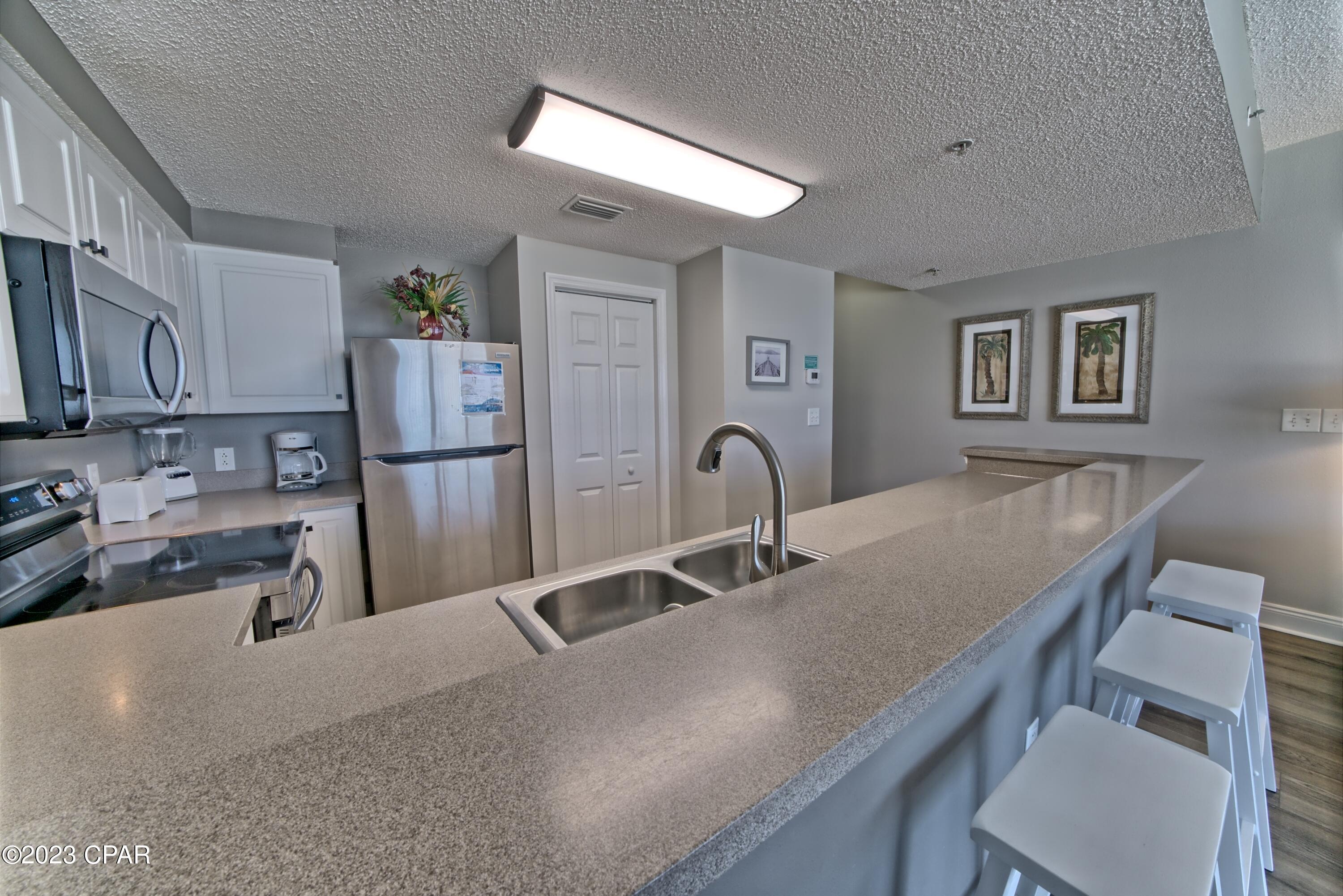 Majestic Beach Tower I - Residential