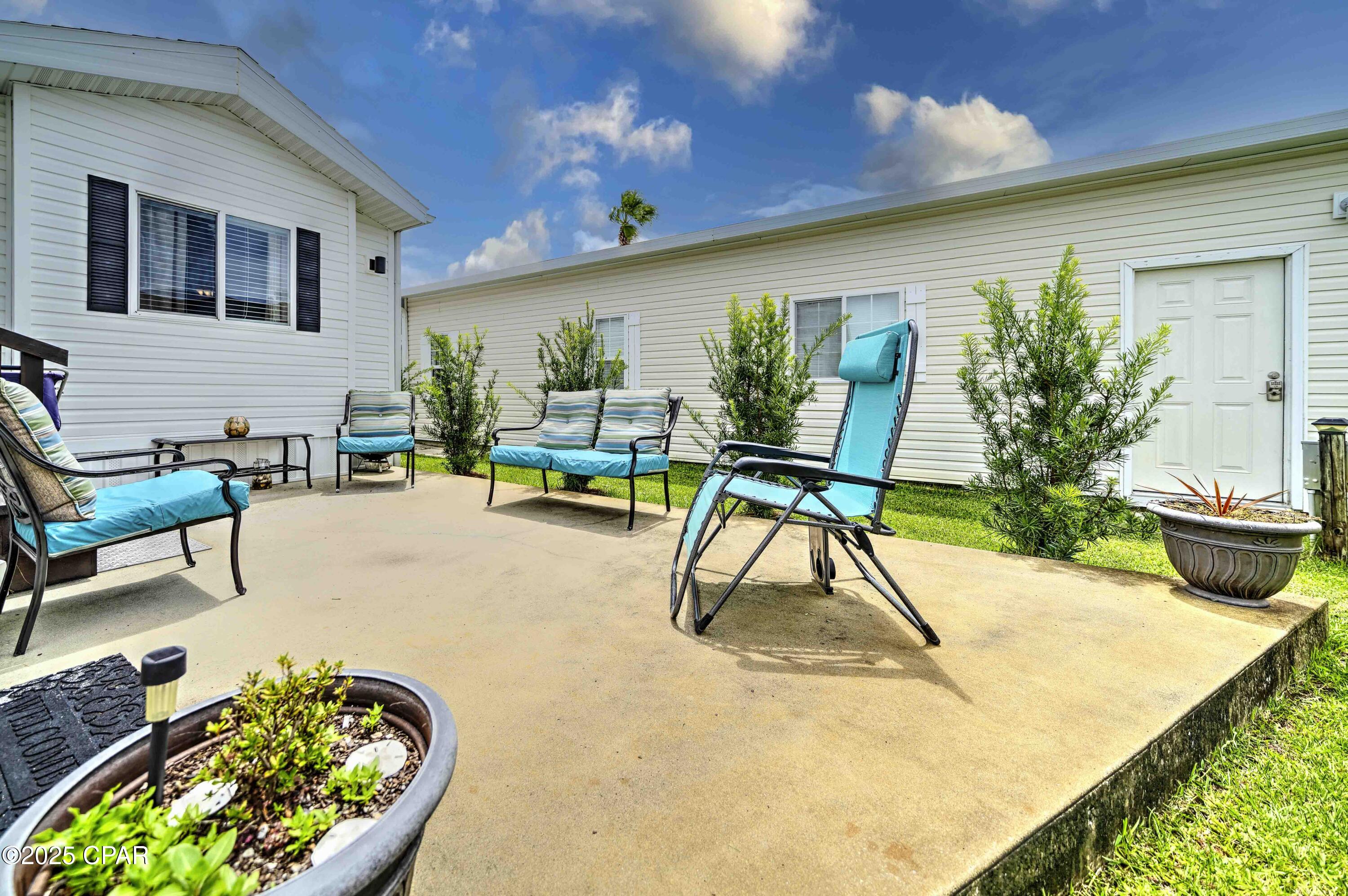 Emerald Pointe Resort - Residential