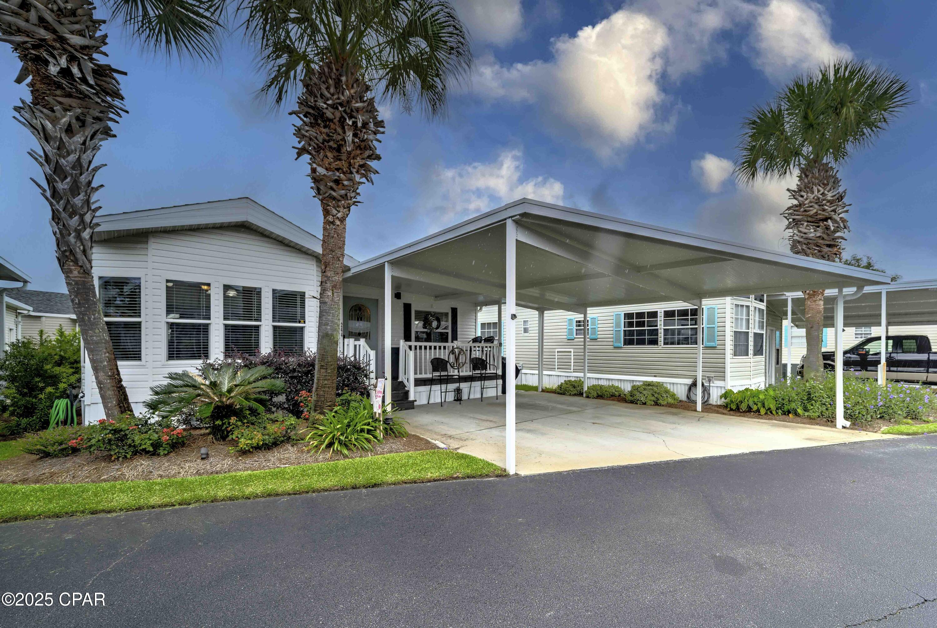 Emerald Pointe Resort - Residential