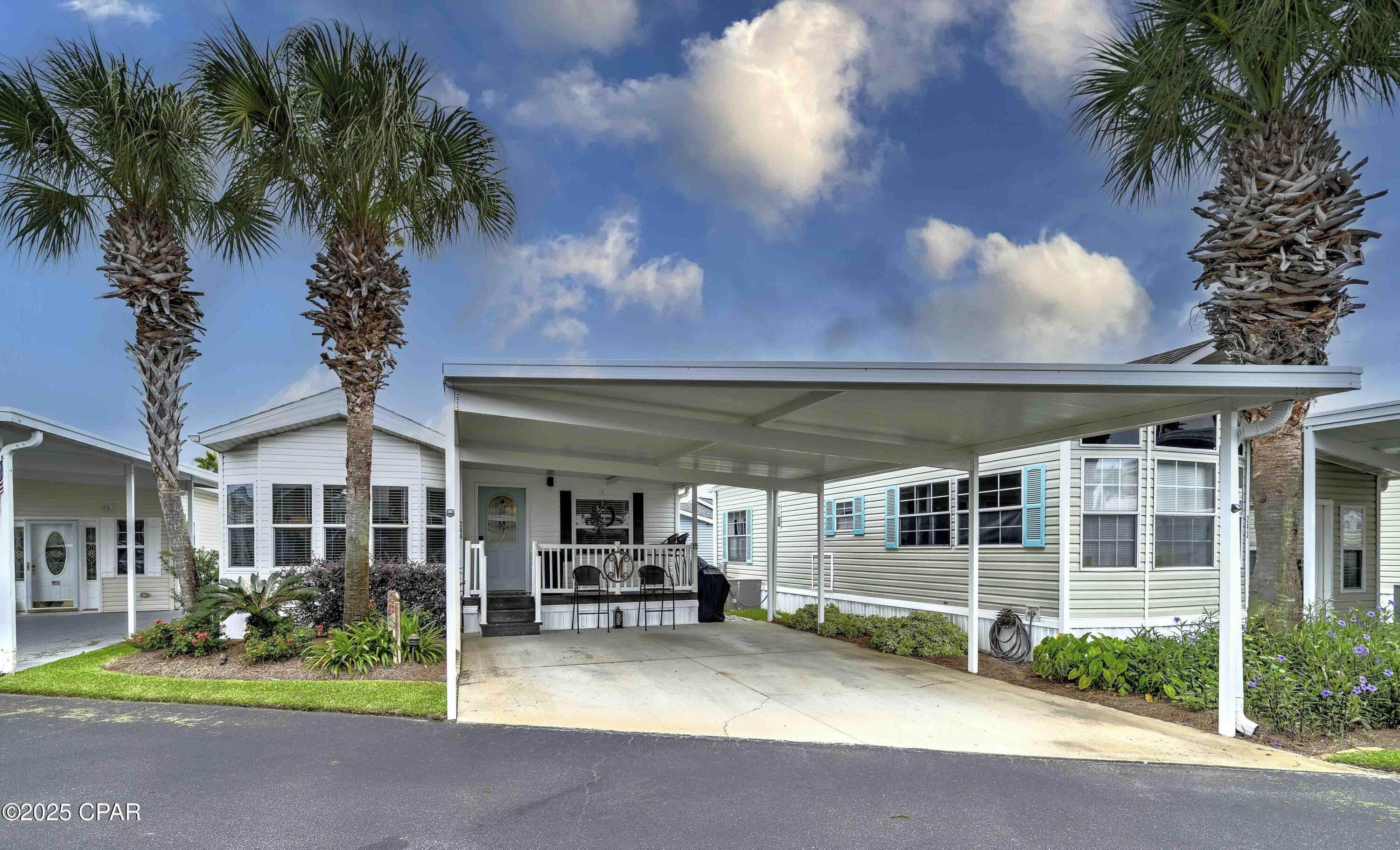 Emerald Pointe Resort - Residential