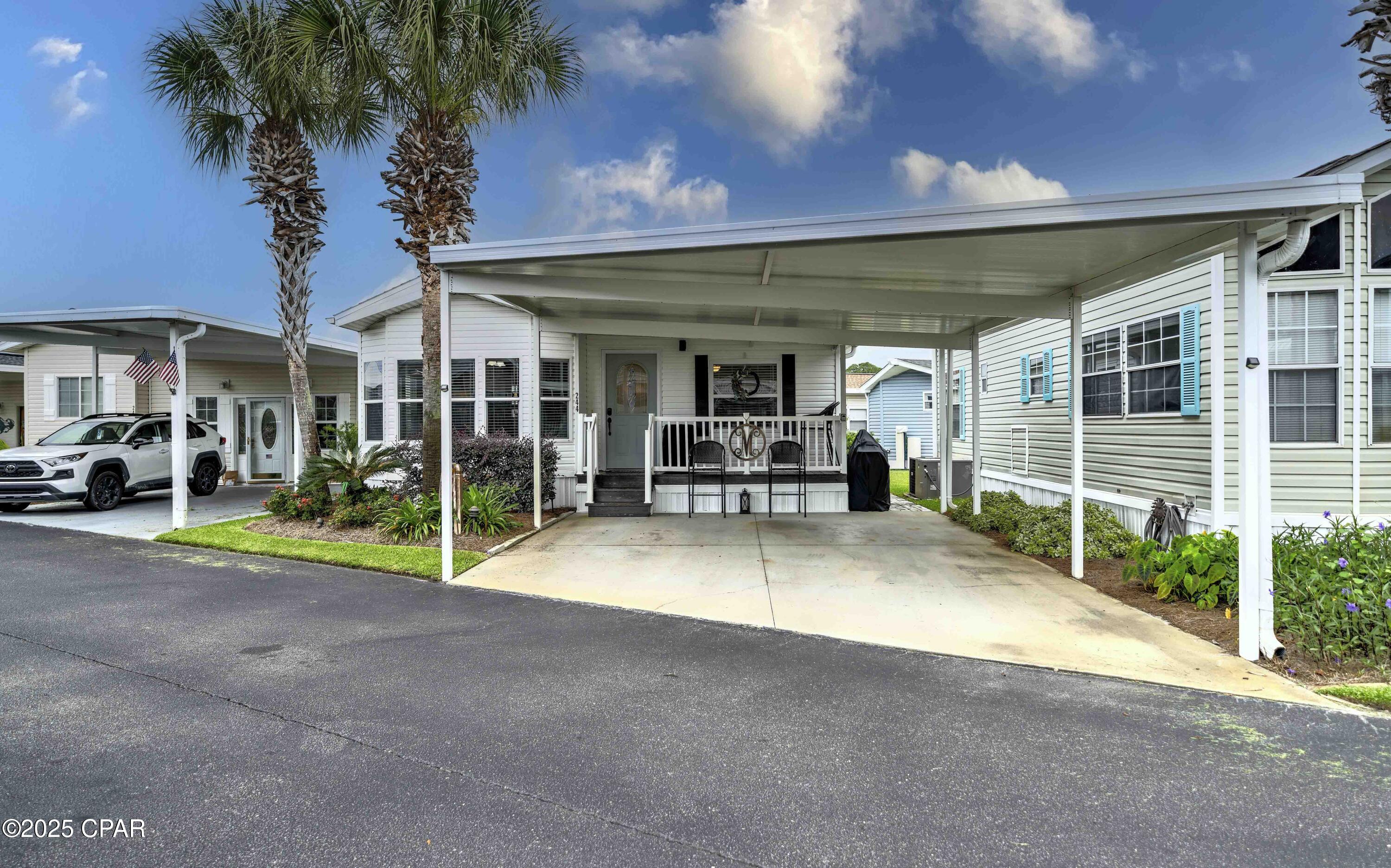 Emerald Pointe Resort - Residential