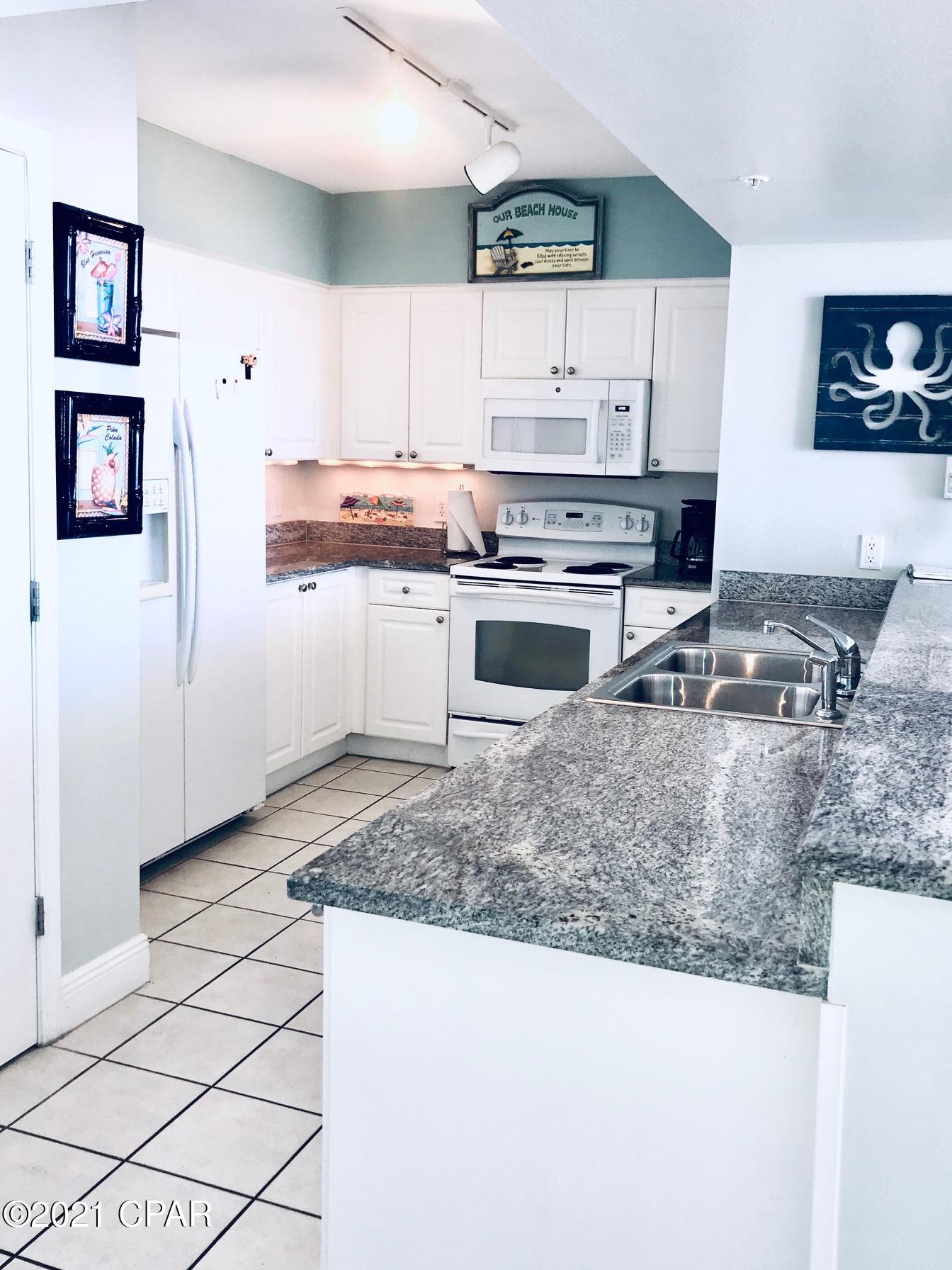 Emerald Beach Resort - Residential