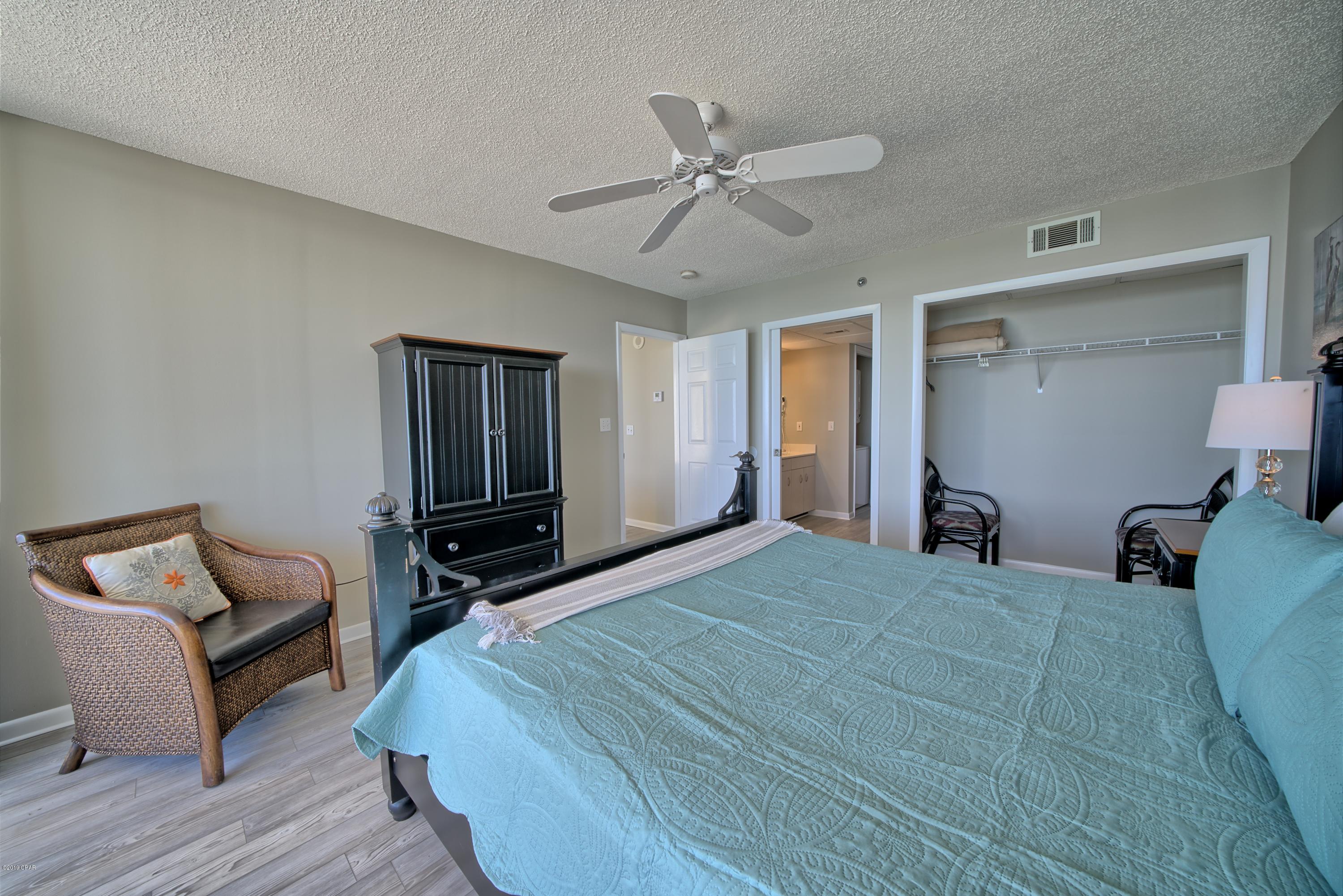 Long Beach Towers III - Residential