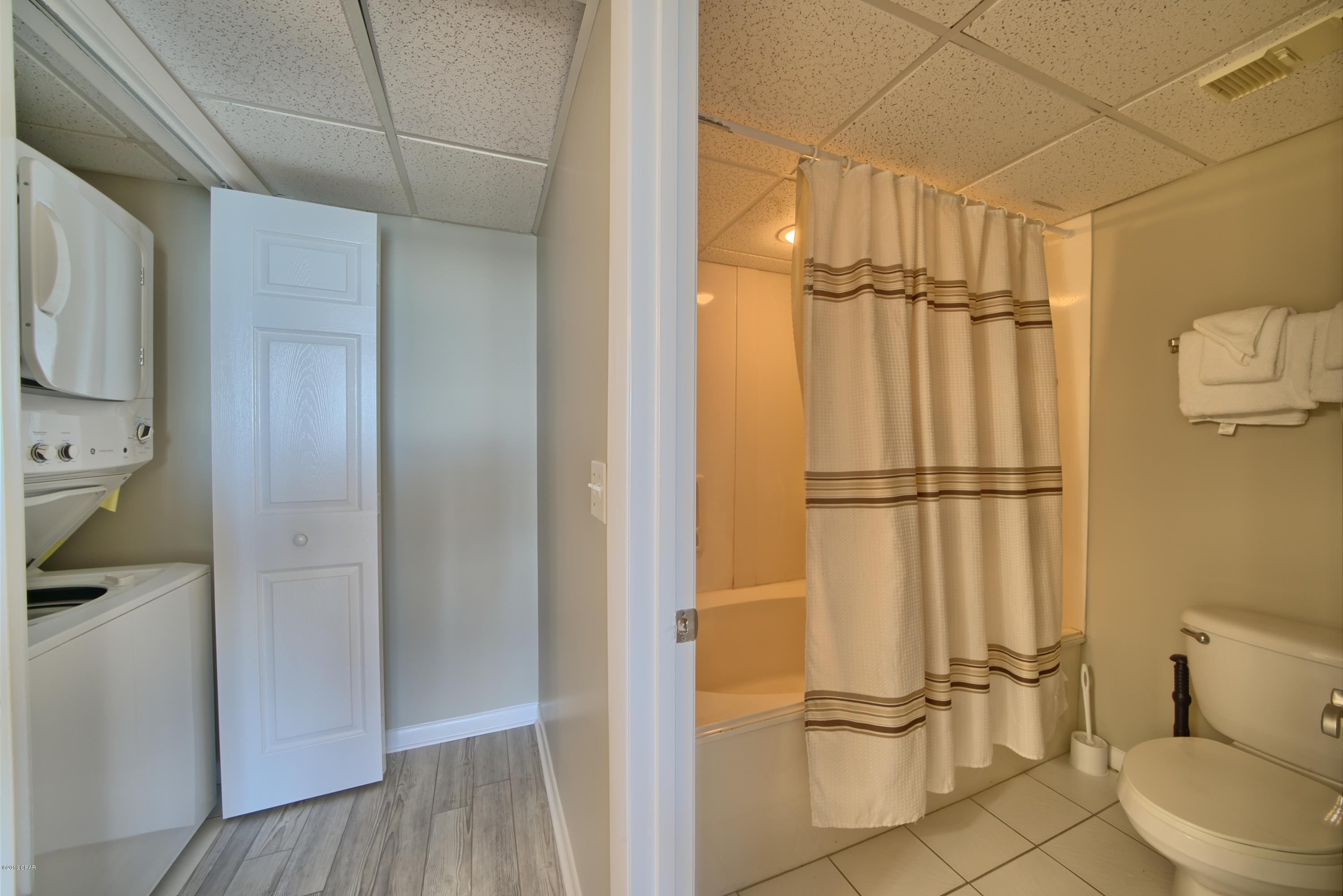 Long Beach Towers III - Residential