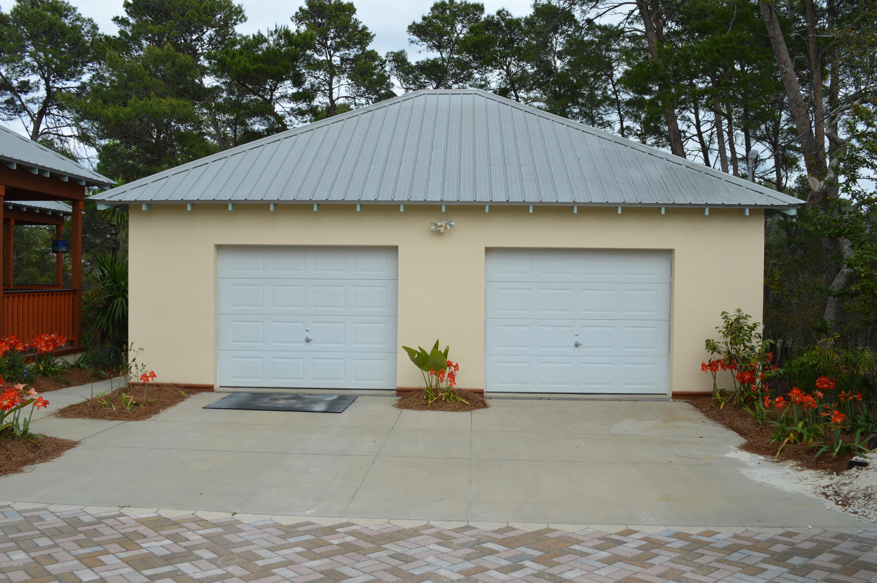 Lake Shore Estates - Residential