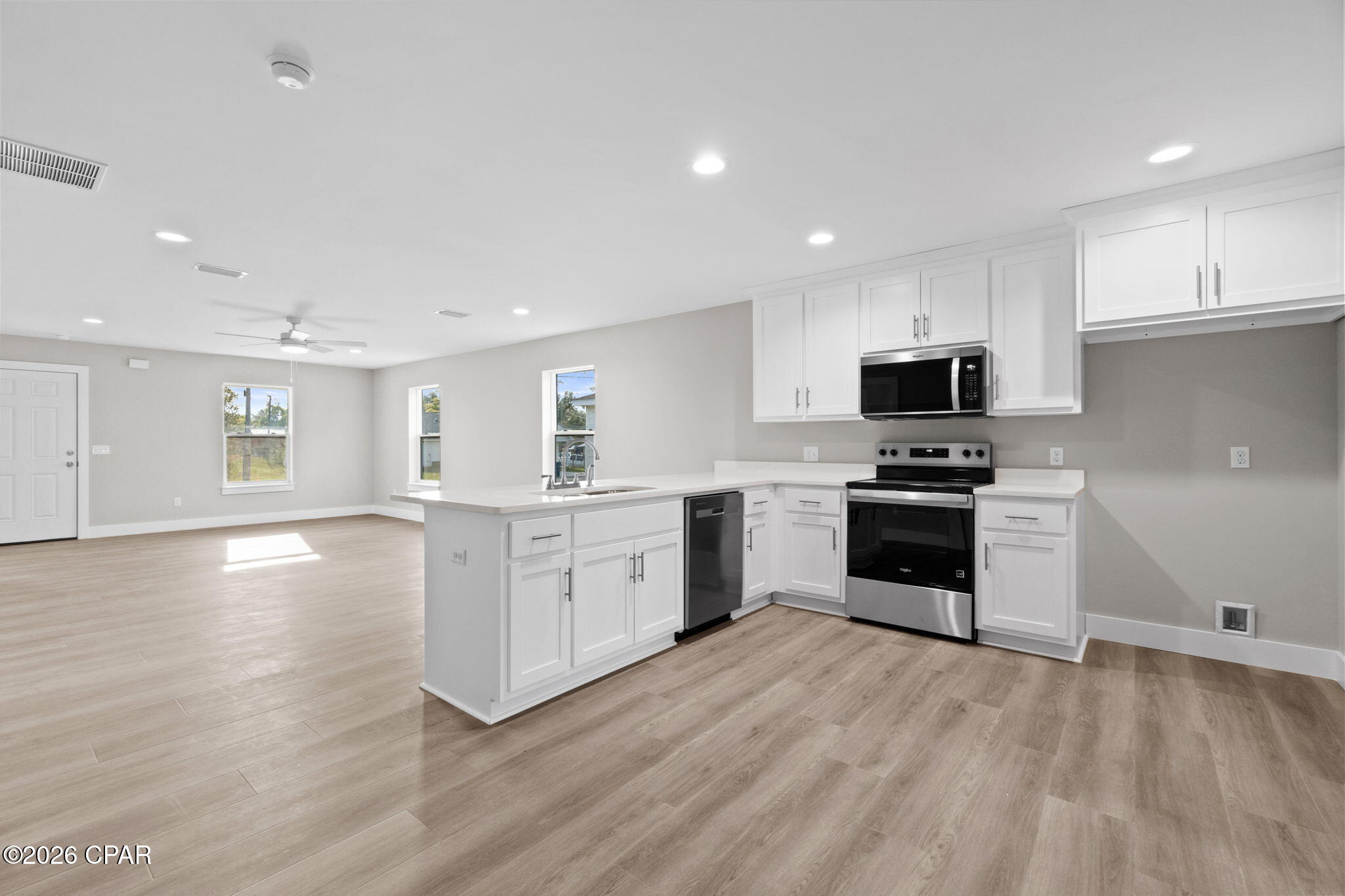 Pine Orchards Hgts 1st Add - Residential