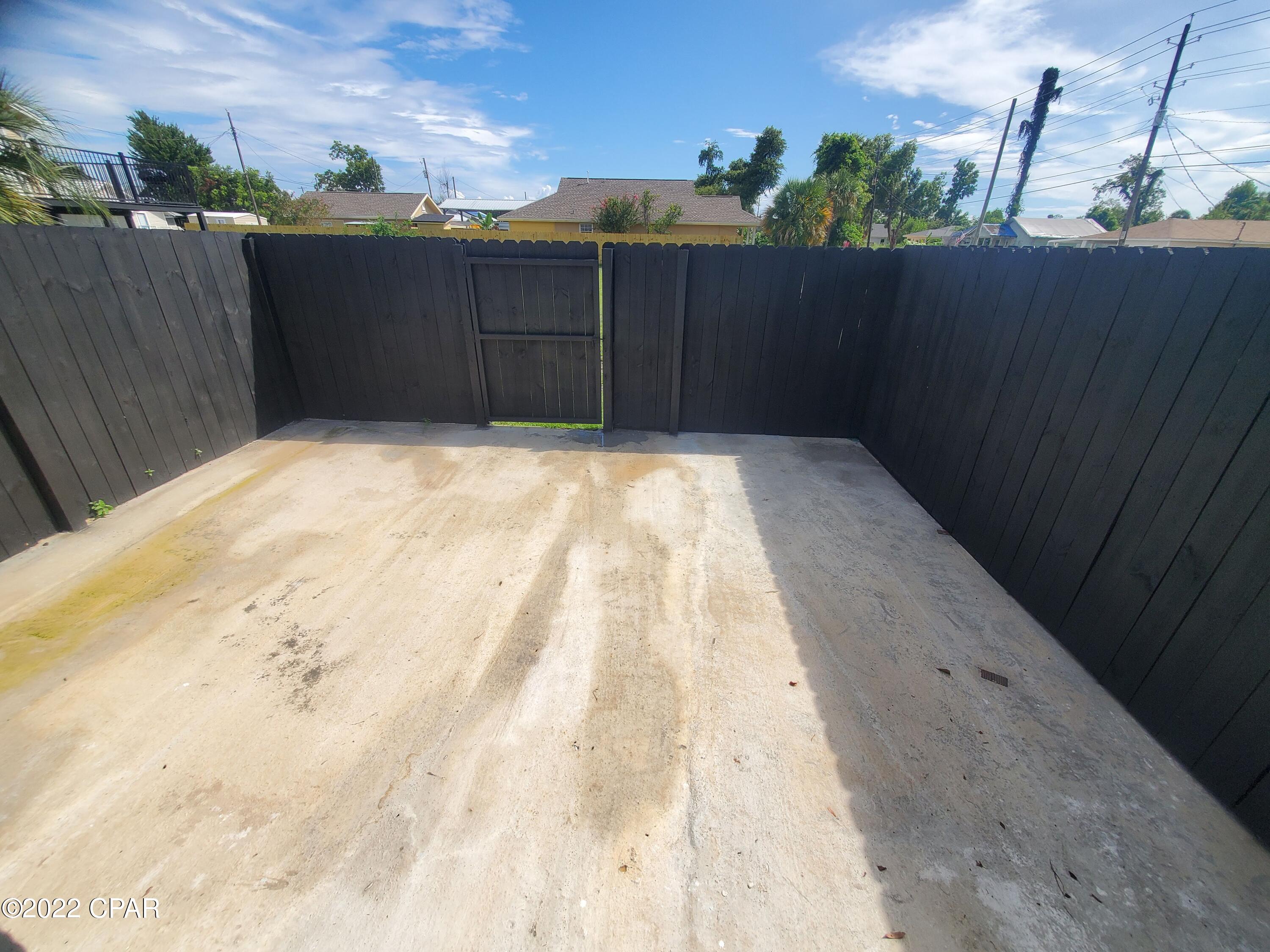 [No Recorded Subdiv] - Residential Lease