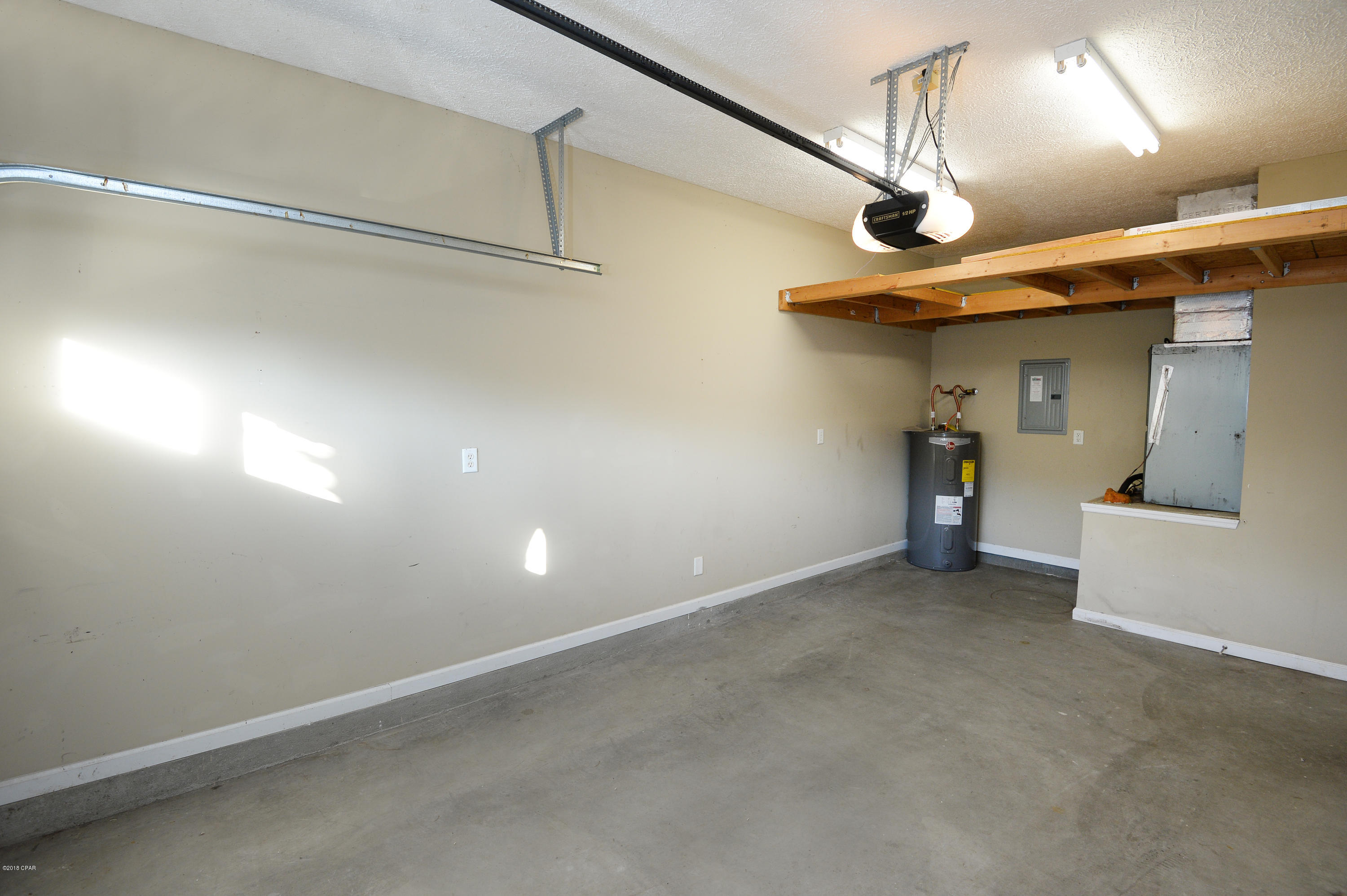 North Lagoon Oaks 7th Add - Residential