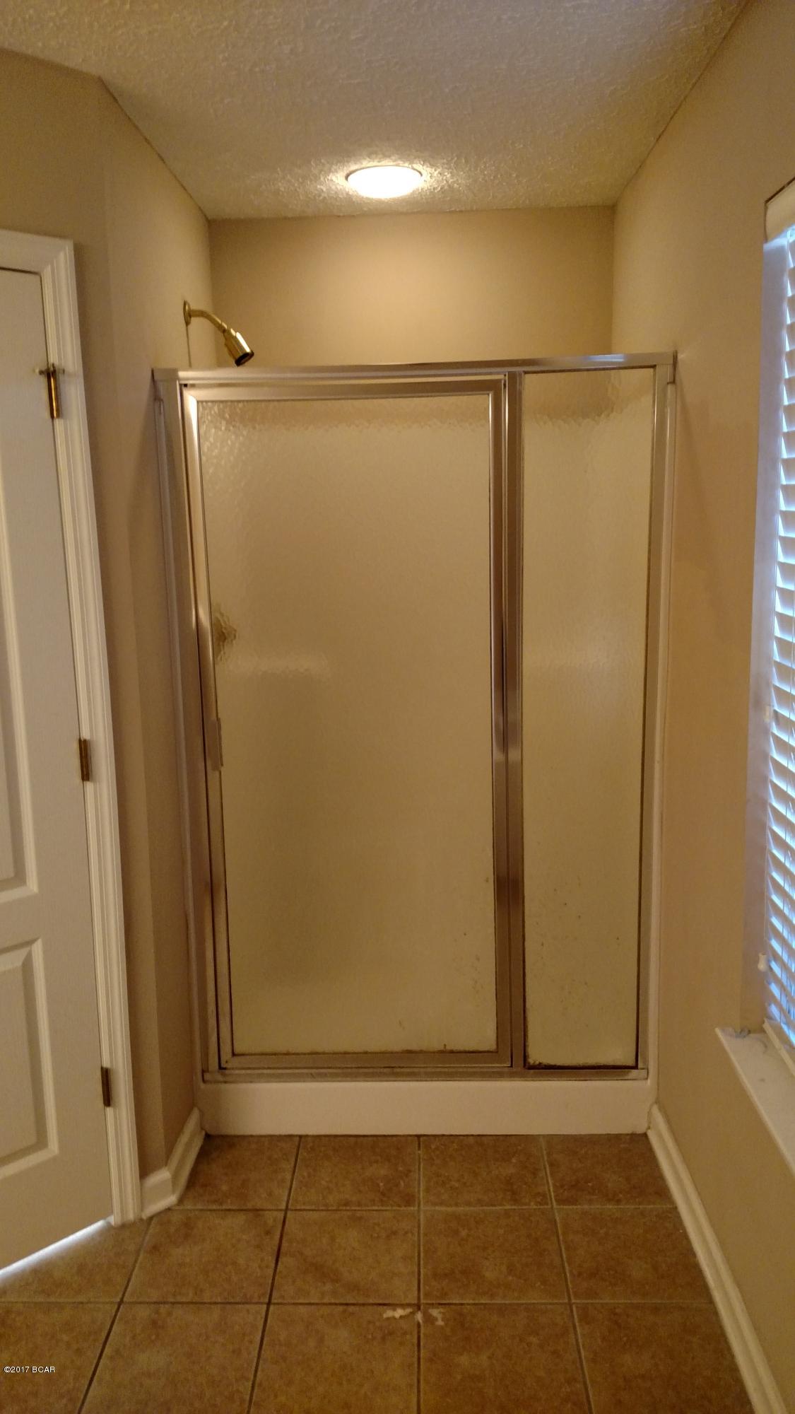 Hidden Pines Phase V - Residential Lease