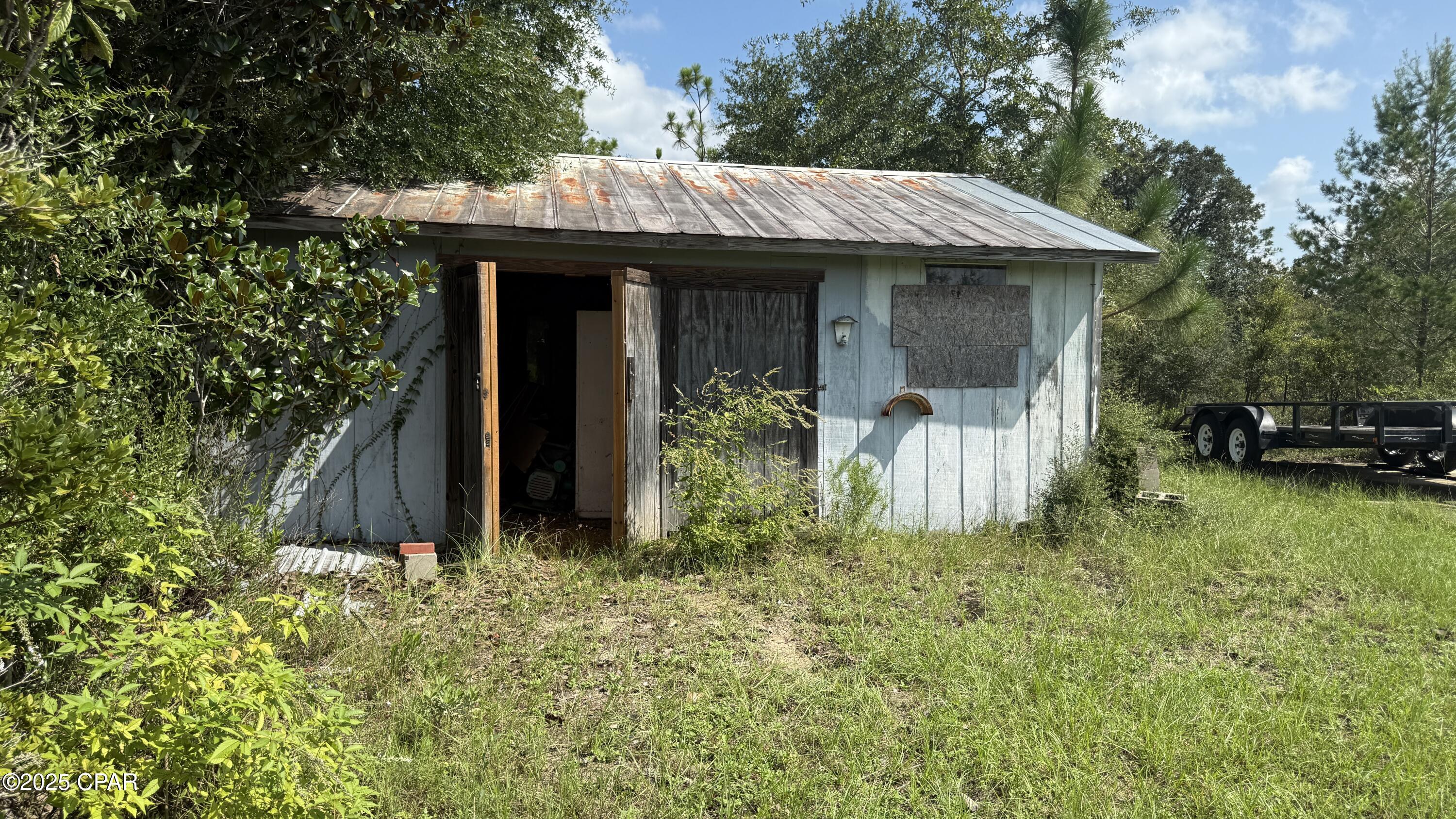 Country Estates - Land