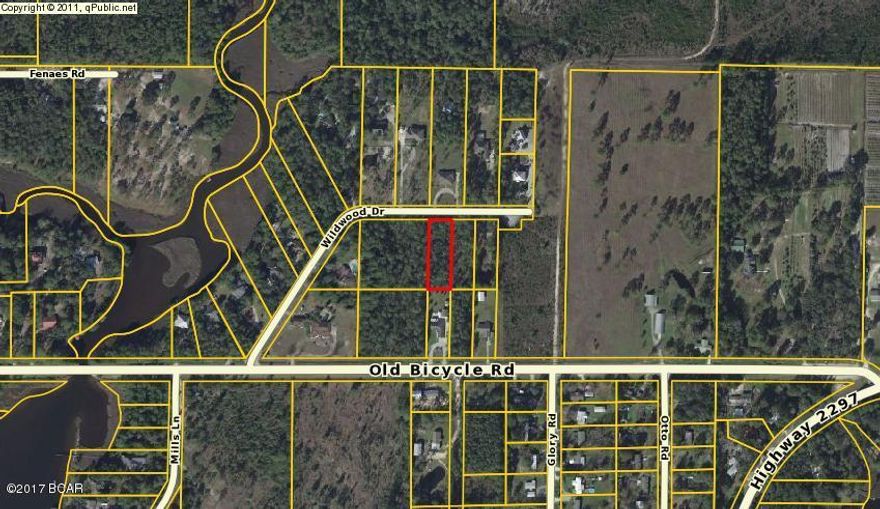High and dry wooded residential lot. Is not located in a flood zone. Quite cul-de-sac location only minutes to Callaway or Tyndall AFB