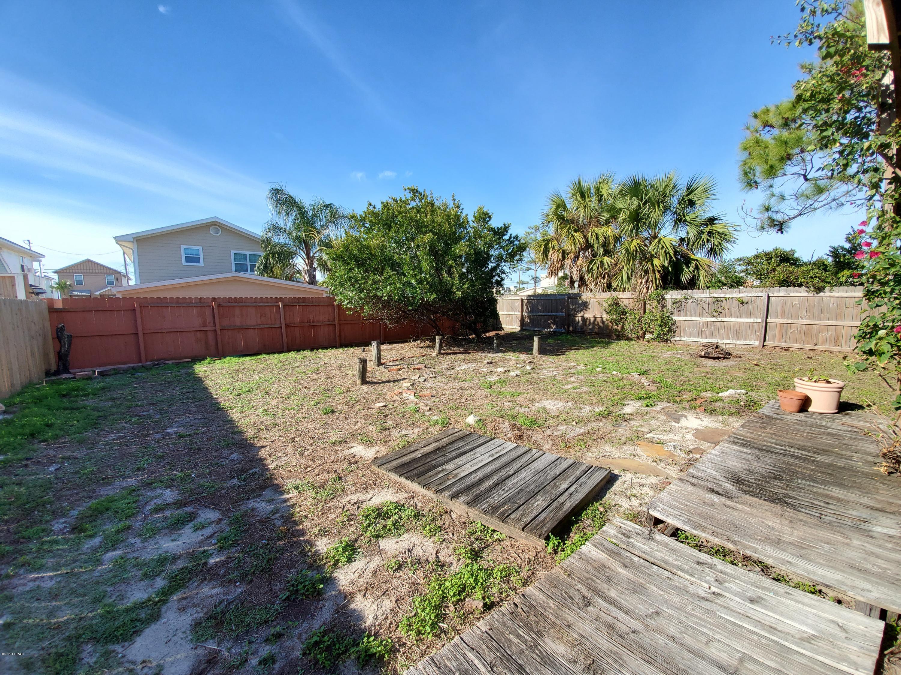 [No Recorded Subdiv] - Residential Lease