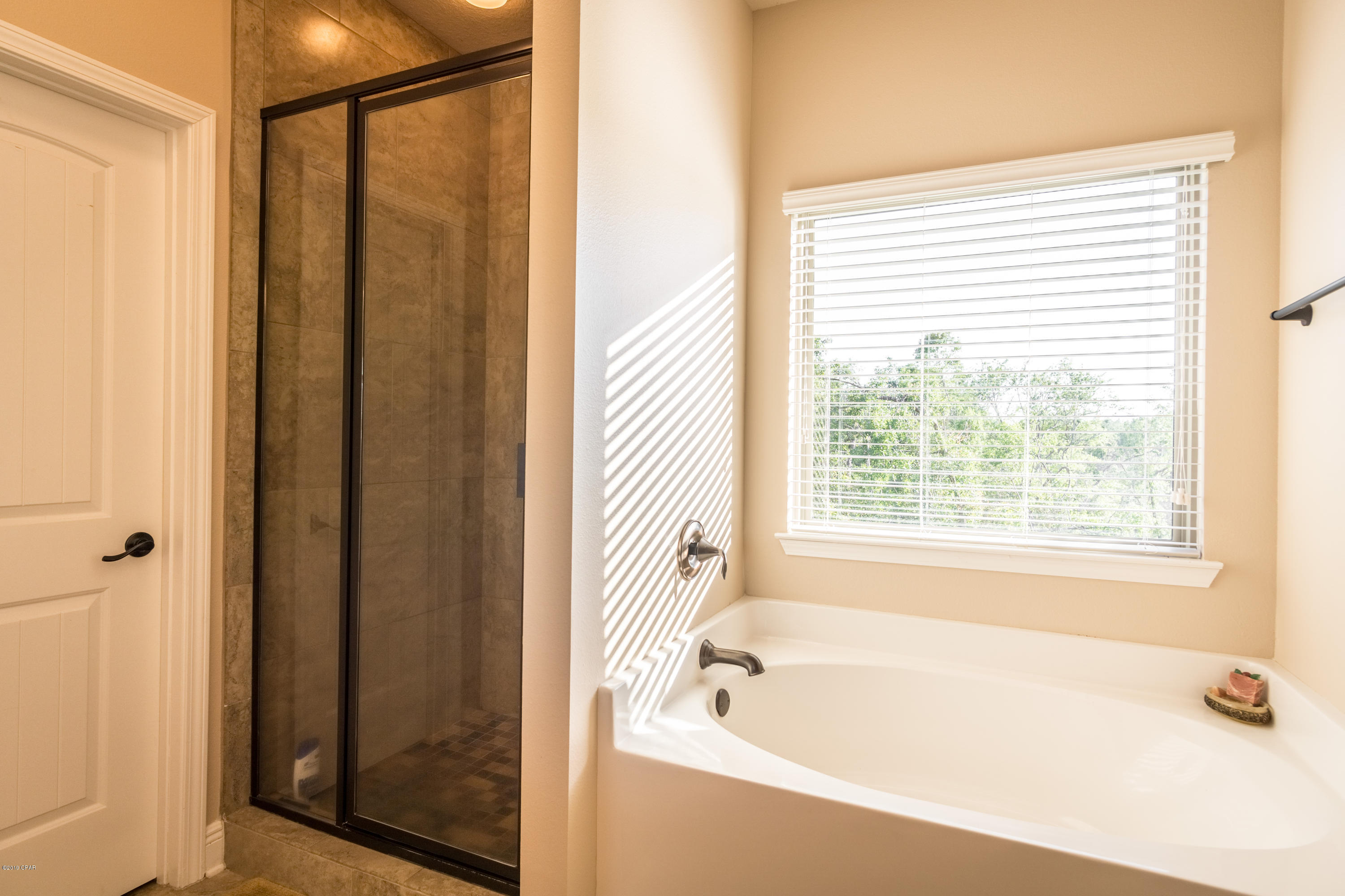 Lake Merial - Residential