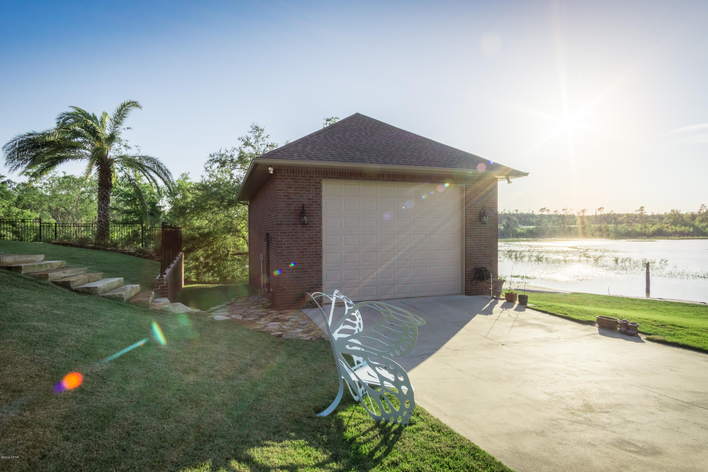 Lake Merial - Residential
