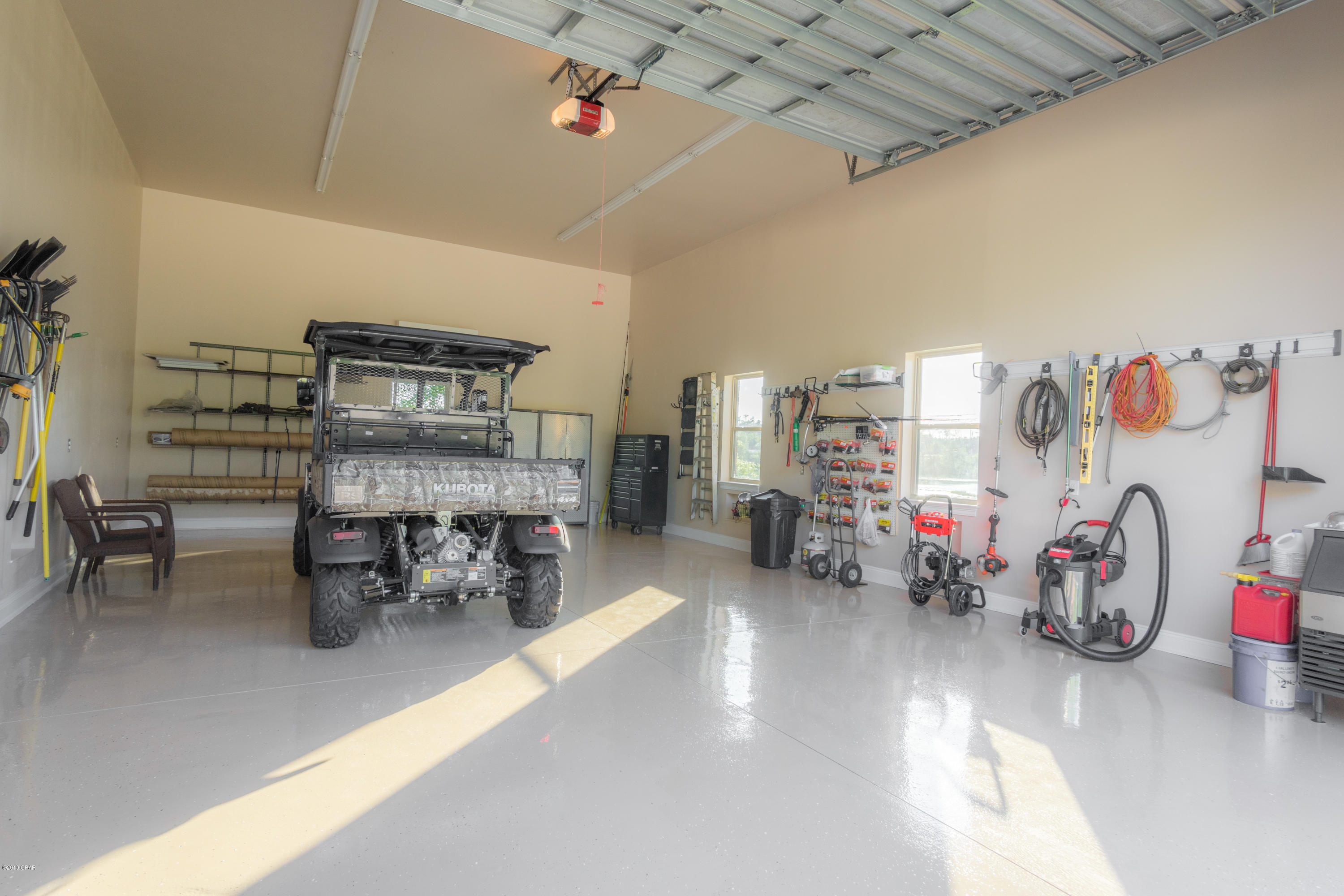 Lake Merial - Residential