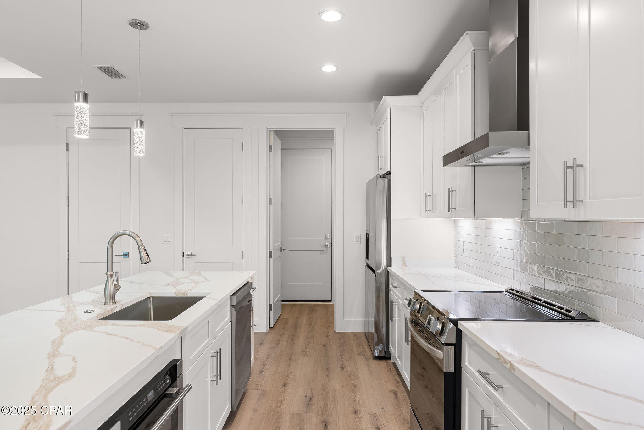 Lagoon Heights - Residential Lease